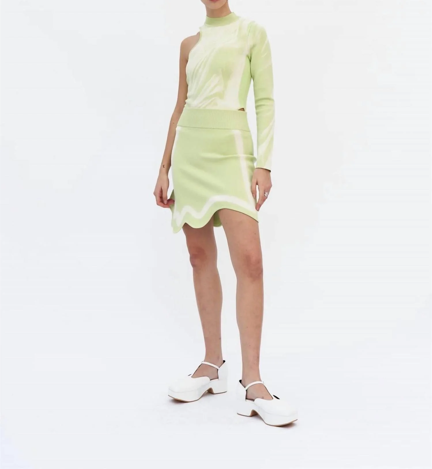 Katie Wavy Mini Skirt In Mint Julep