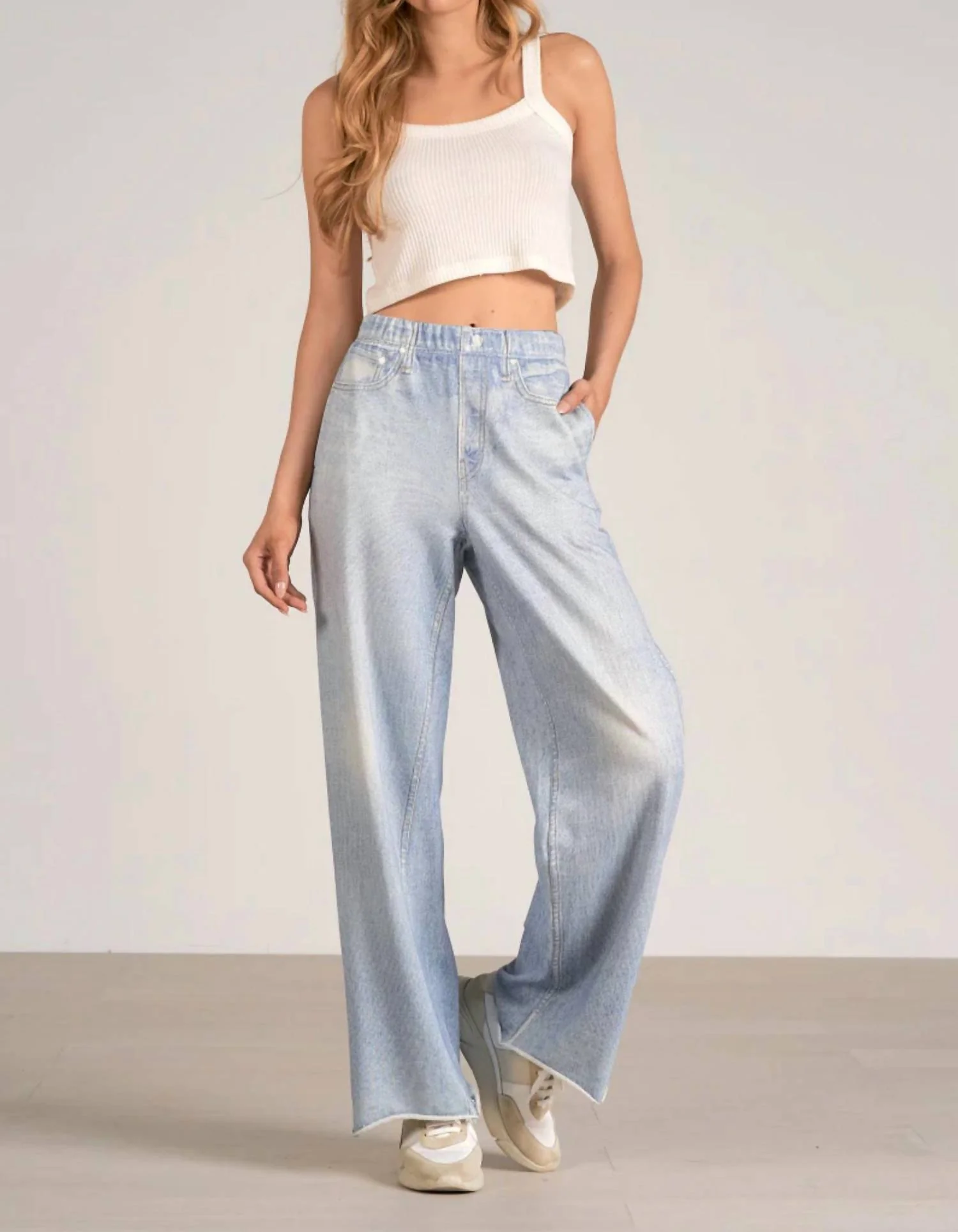 Mira Wide Leg Pant In Light Denim