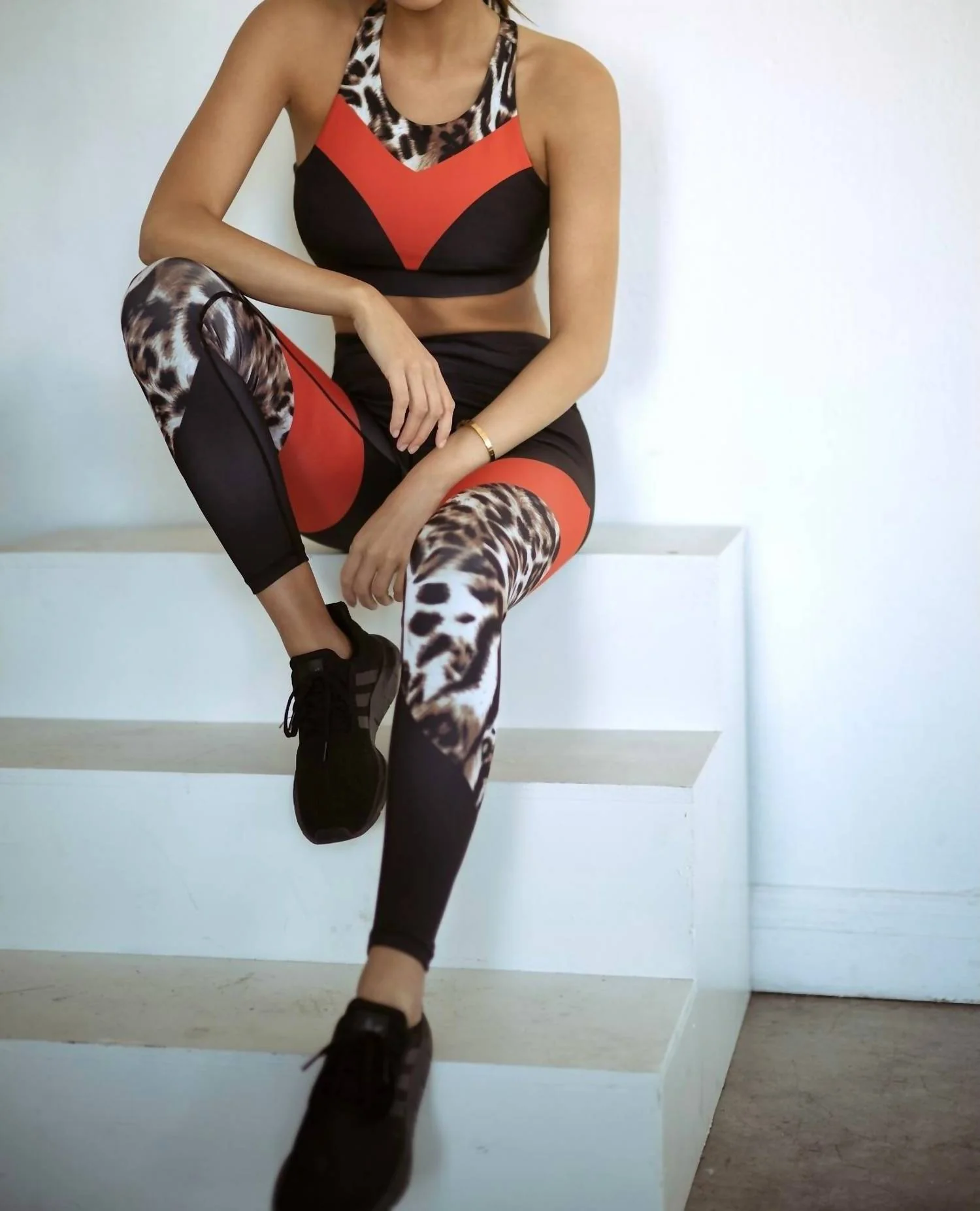 Leopard Activewear Set In Multicolor