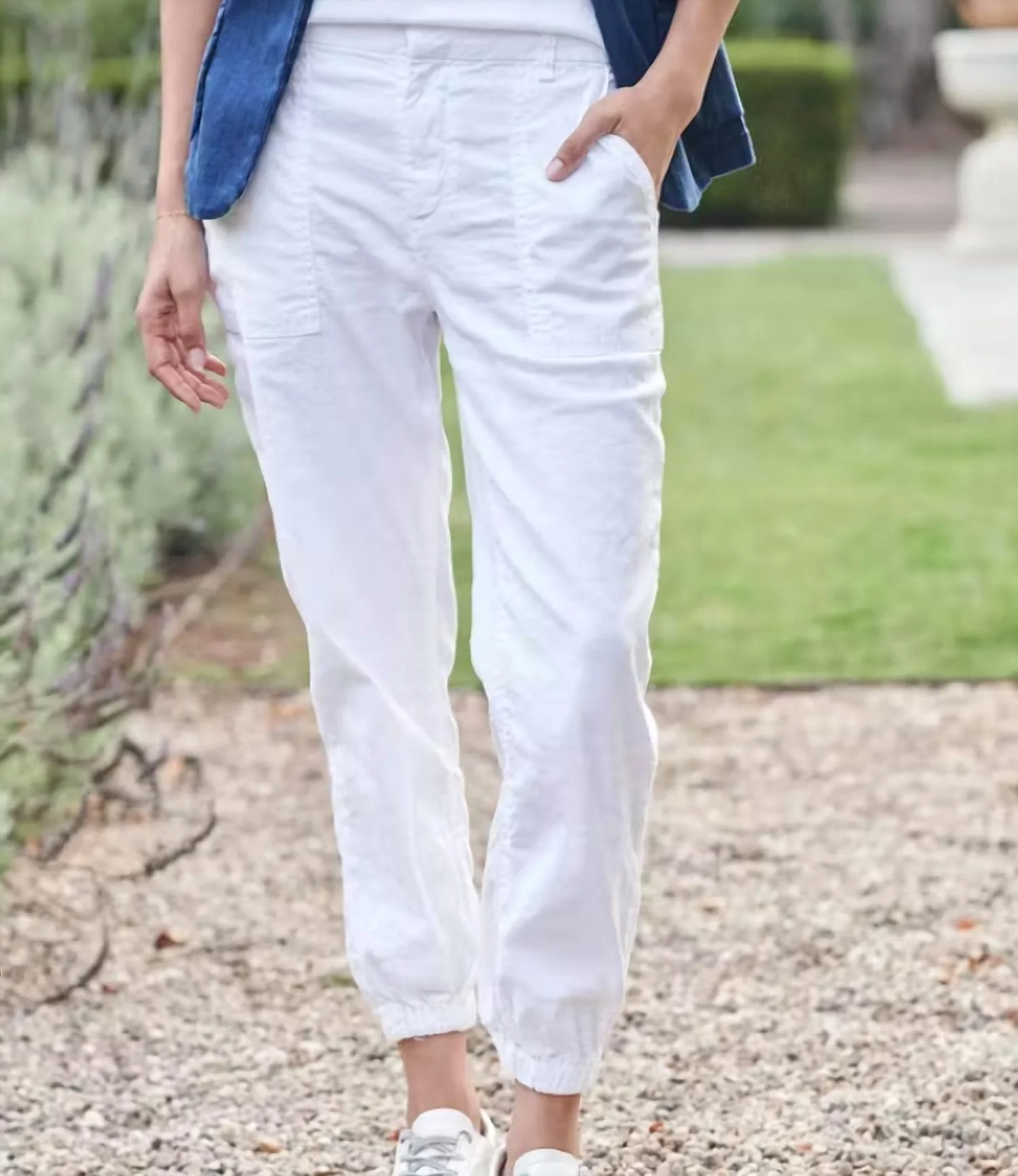 Jameson Jogger Performance Pant In White Performance Linen