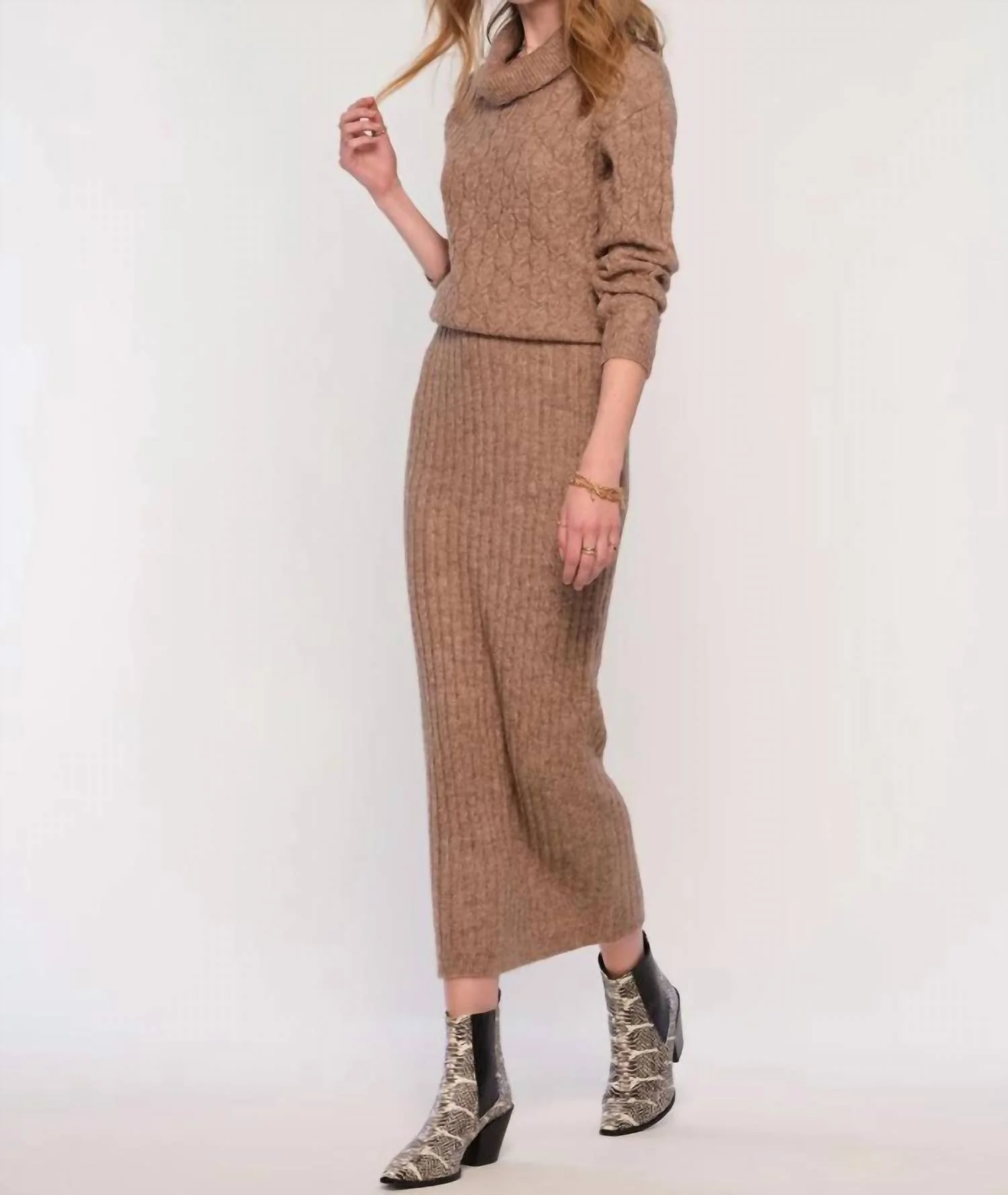 Oiviera Maxi Skirt In Mink