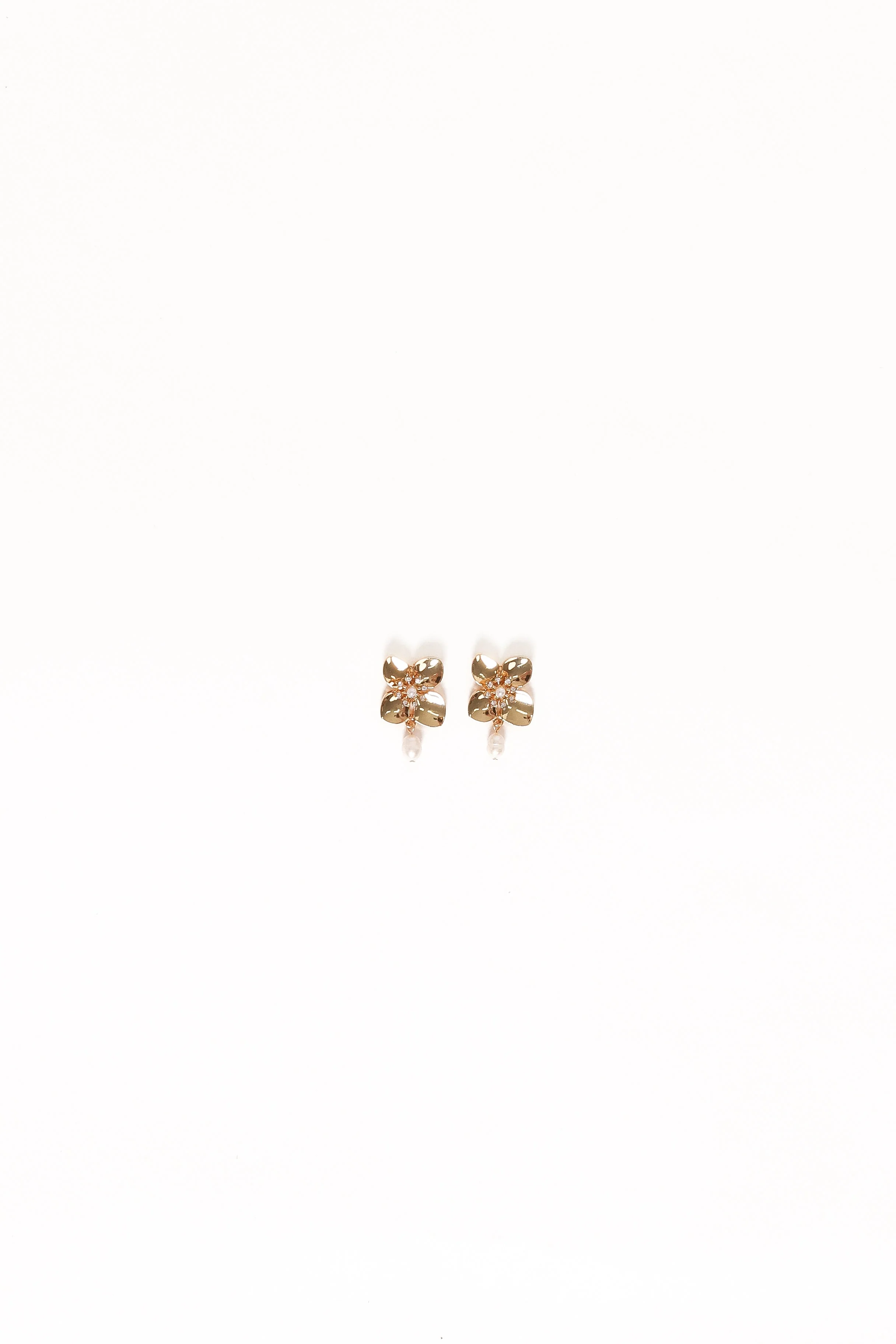 Trina Flower Earrings - Gold/Pearl