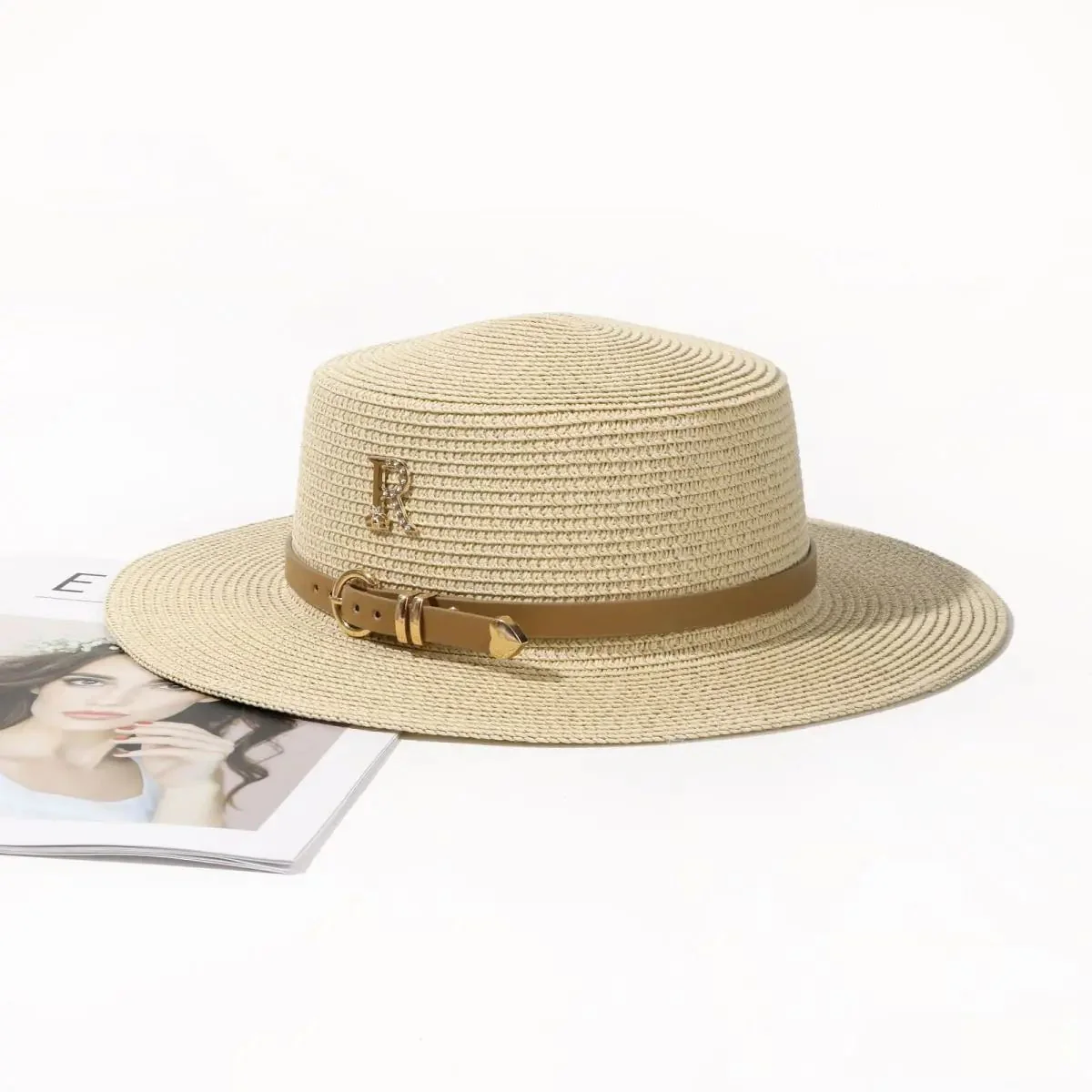 Chapeau de paille avec ceinture