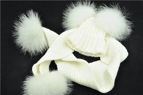 Bonnet et écharpe double pompon