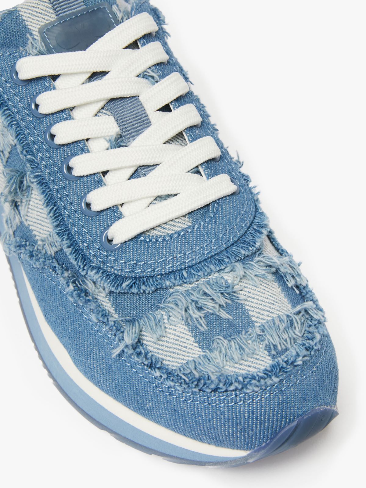 Sneaker in denim jacquard