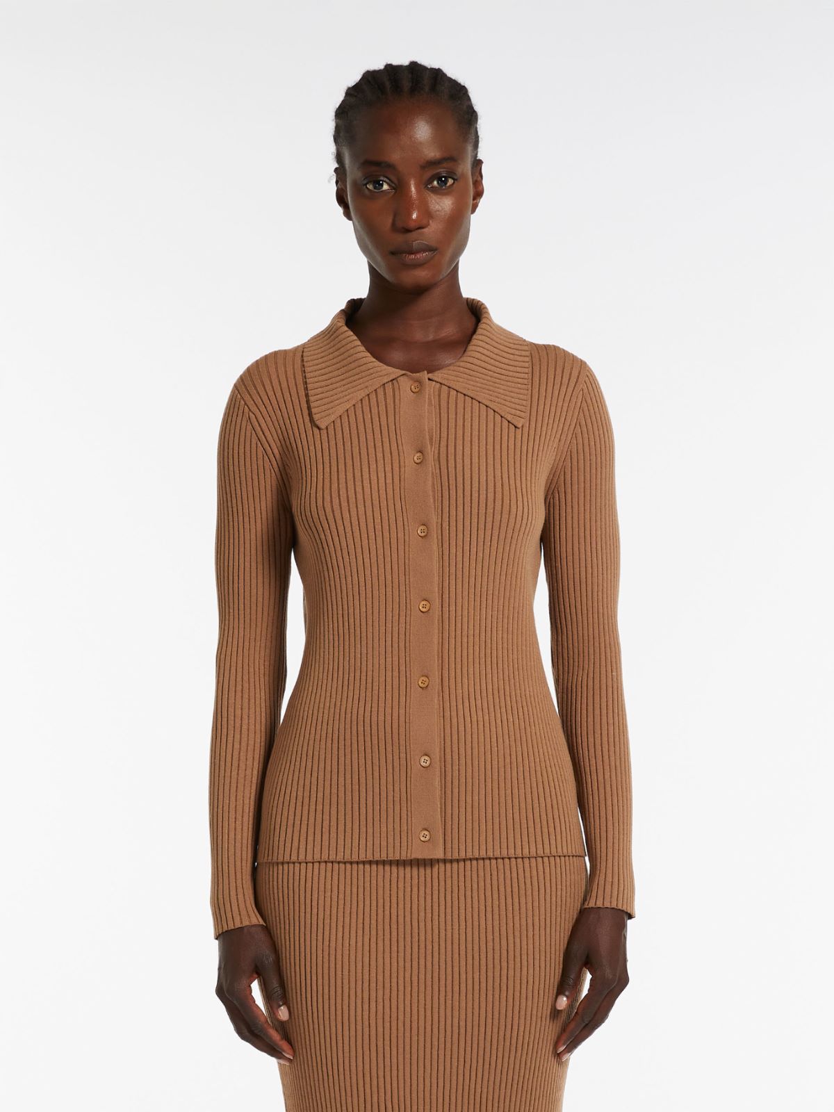 Cardigan in filato a coste