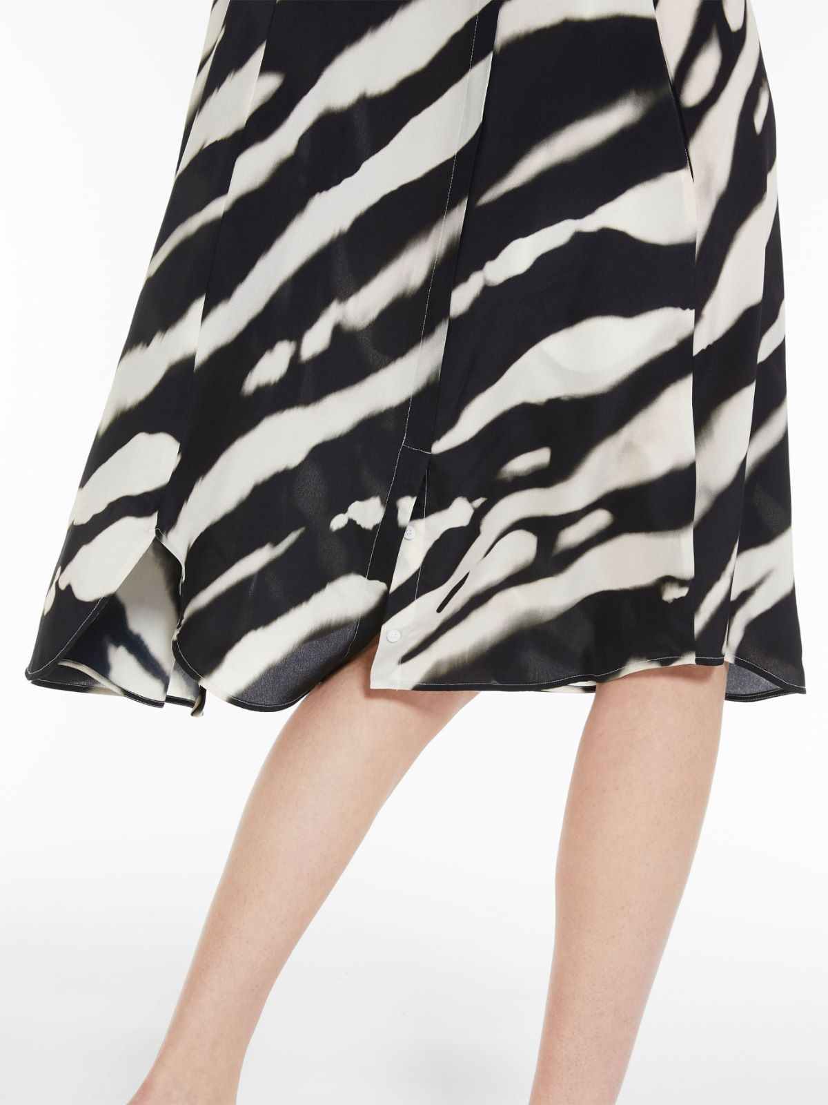 Abito chemisier in crêpe de Chine stampato