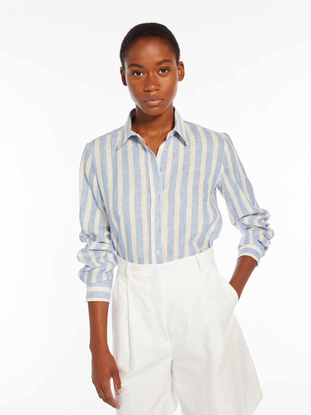 Camicia classica in lino a righe