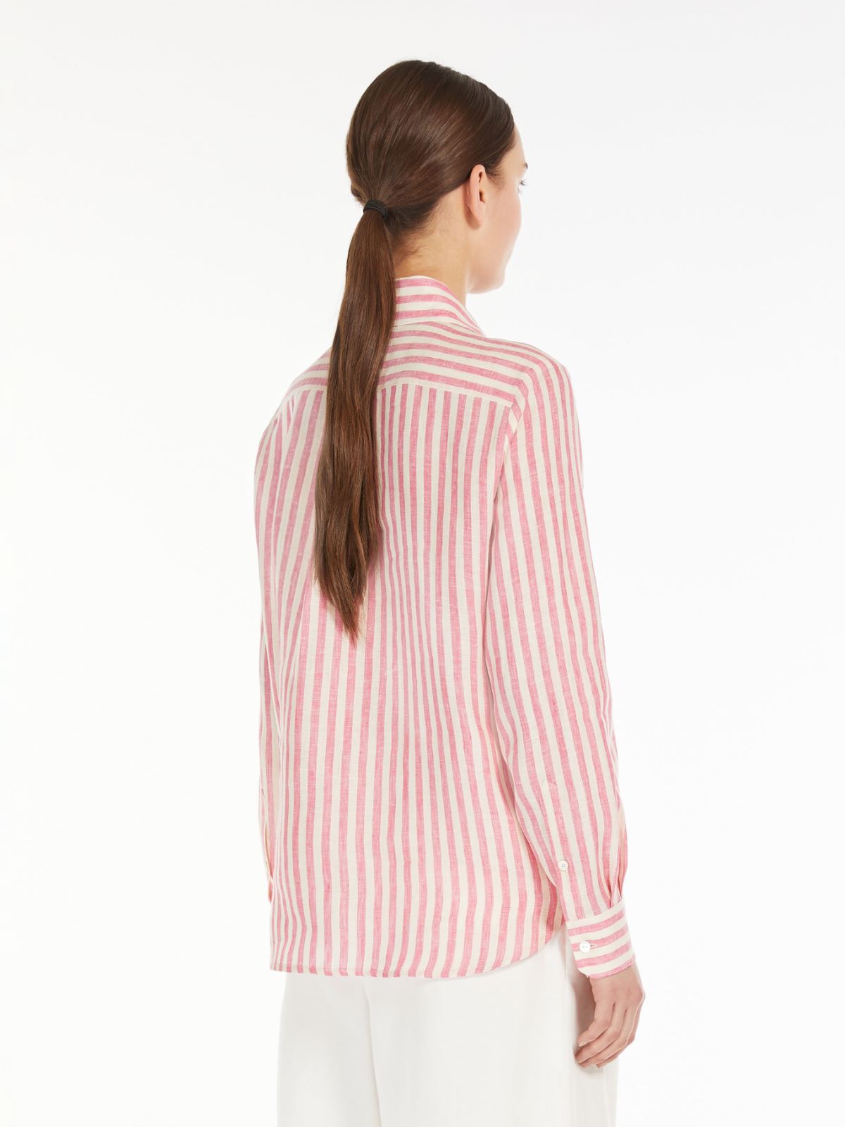 Camicia classica in lino a righe