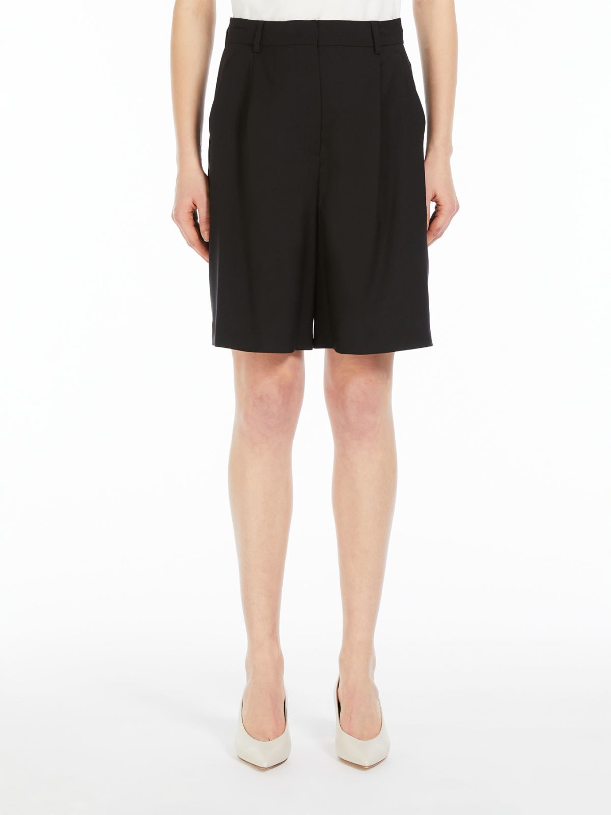 Bermuda in tela di lana