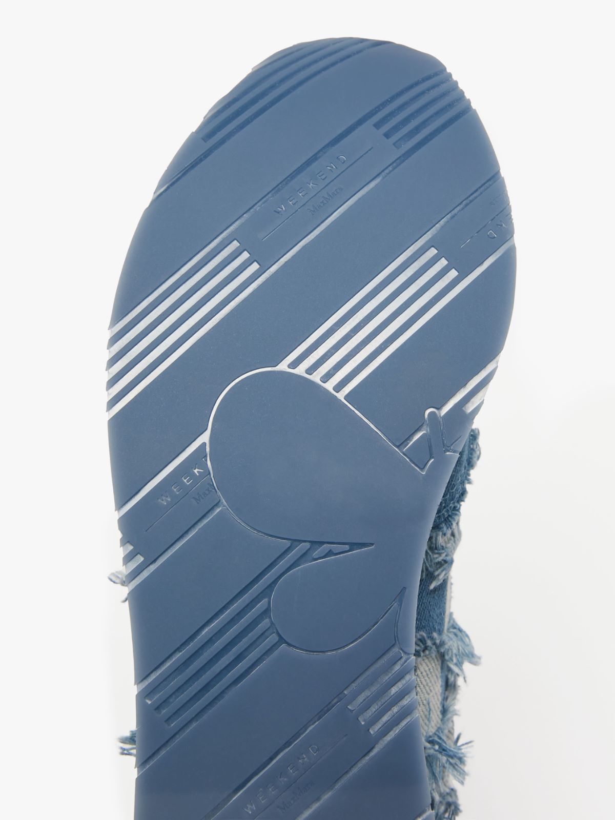 Sneaker in denim jacquard