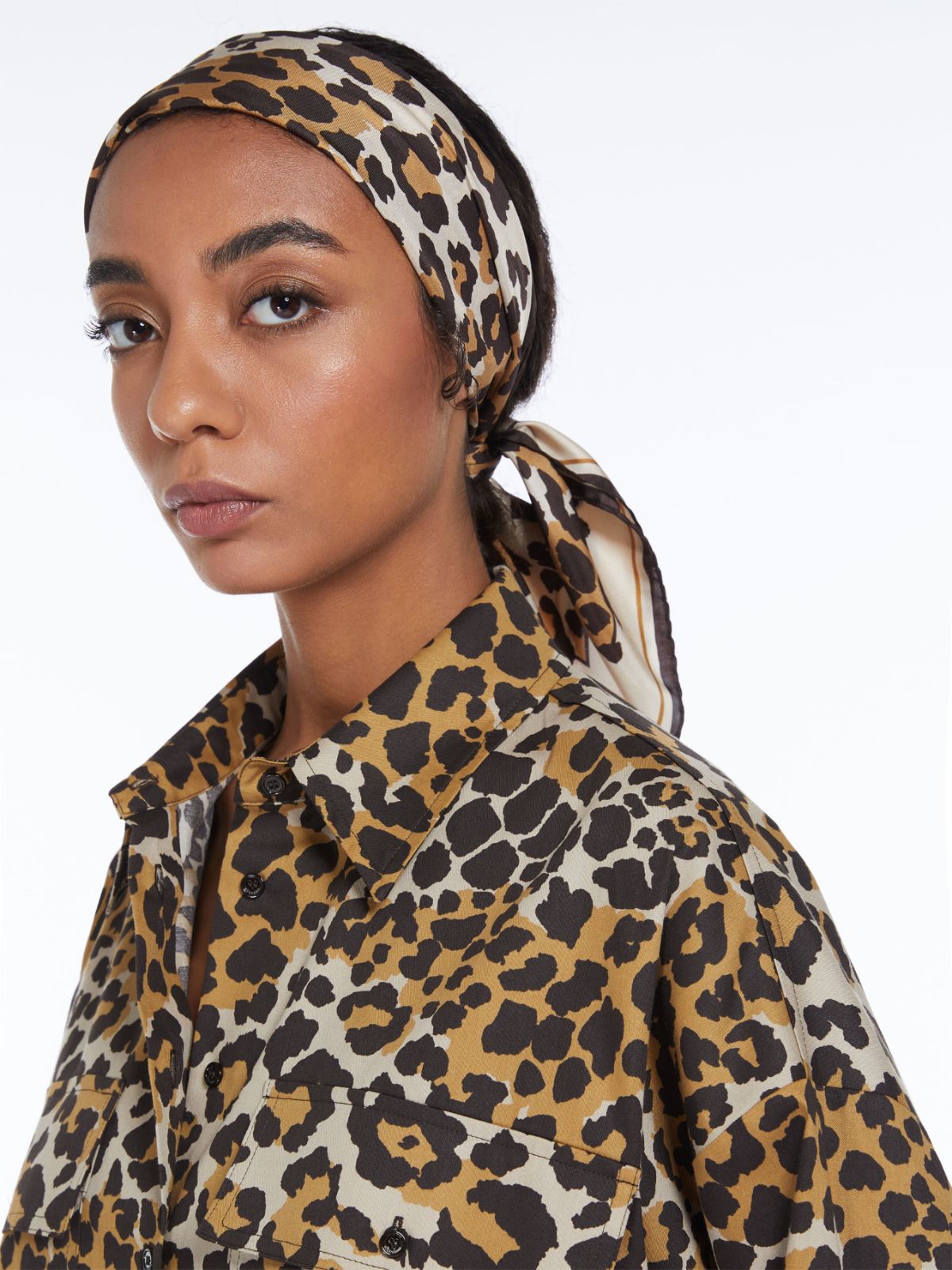 Foulard in twill di seta