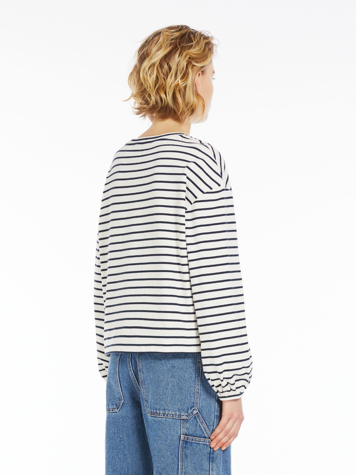 T-shirt boxy in cotone organico a righe