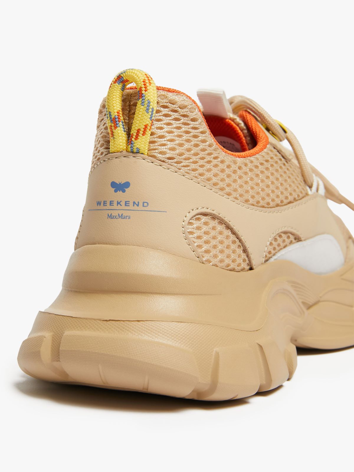 Sneaker in pelle e tessuto tecnico