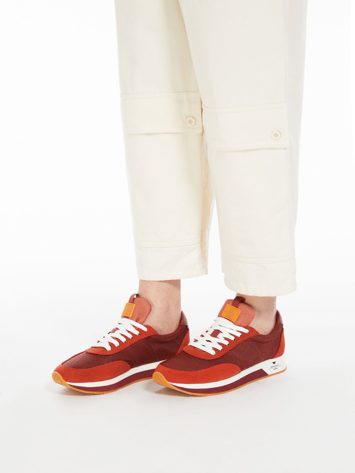 Sneaker in nylon color block