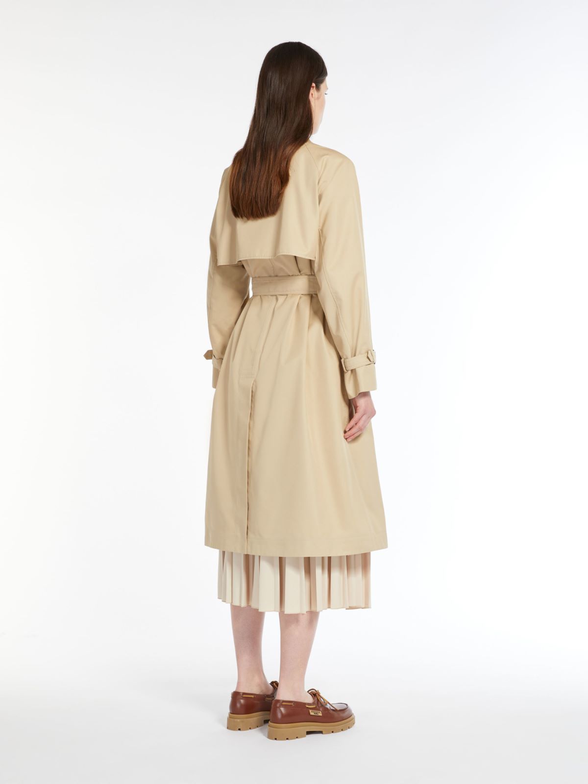 Trench reversibile in tessuto antigoccia