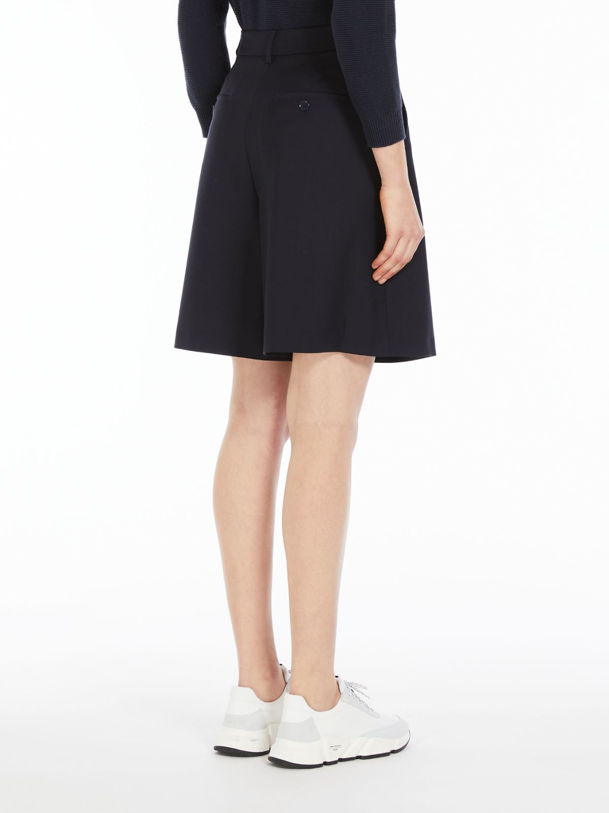 Bermuda in tela di lana