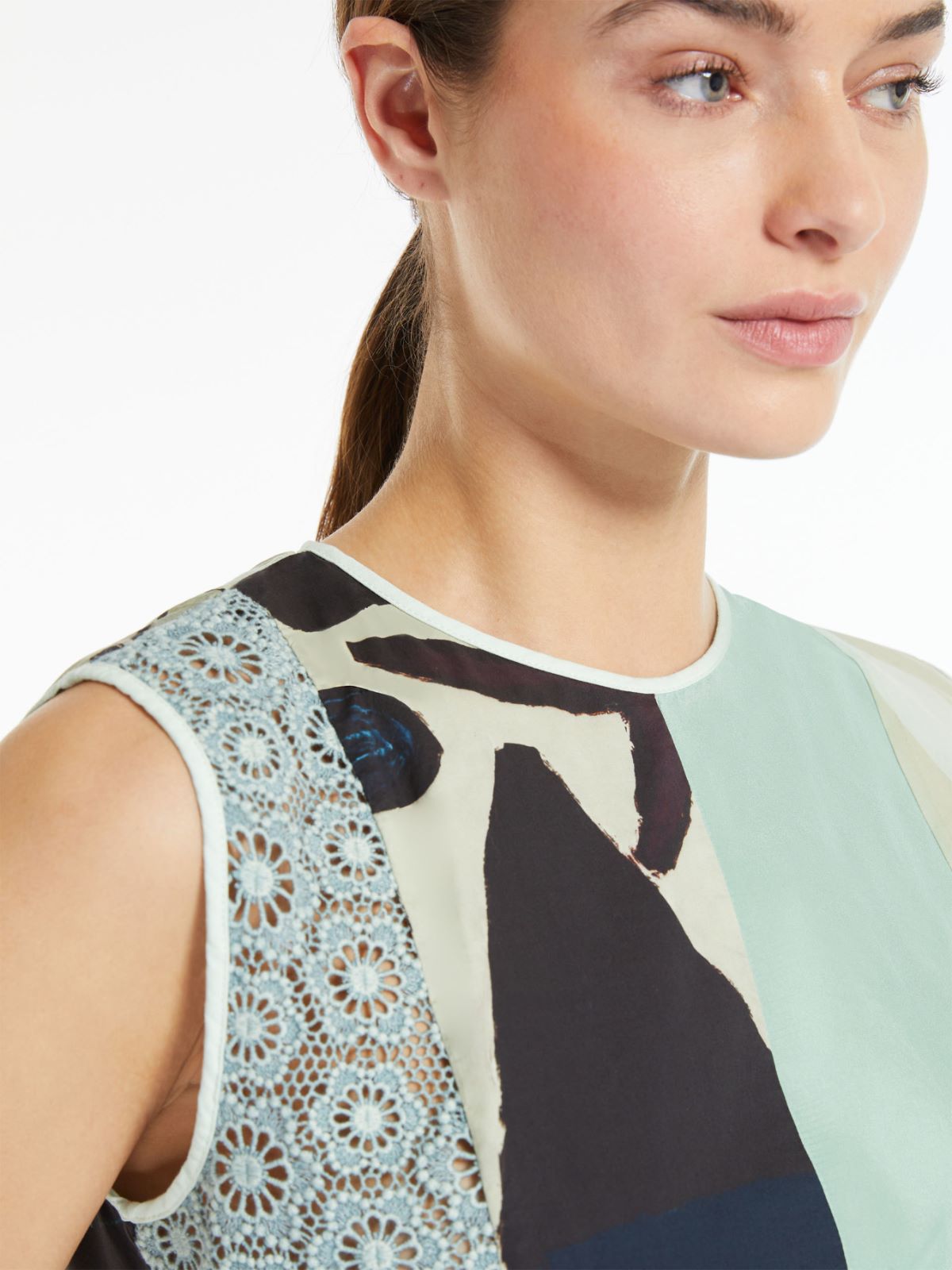 Top in macramè di cotone