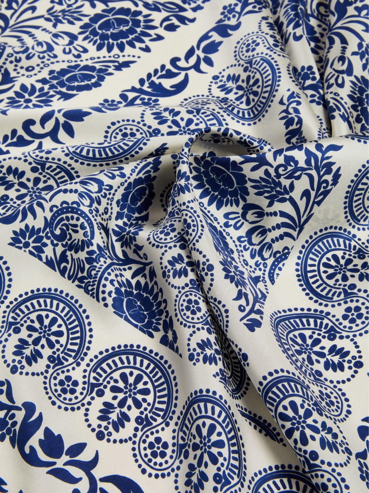 Foulard in twill di seta