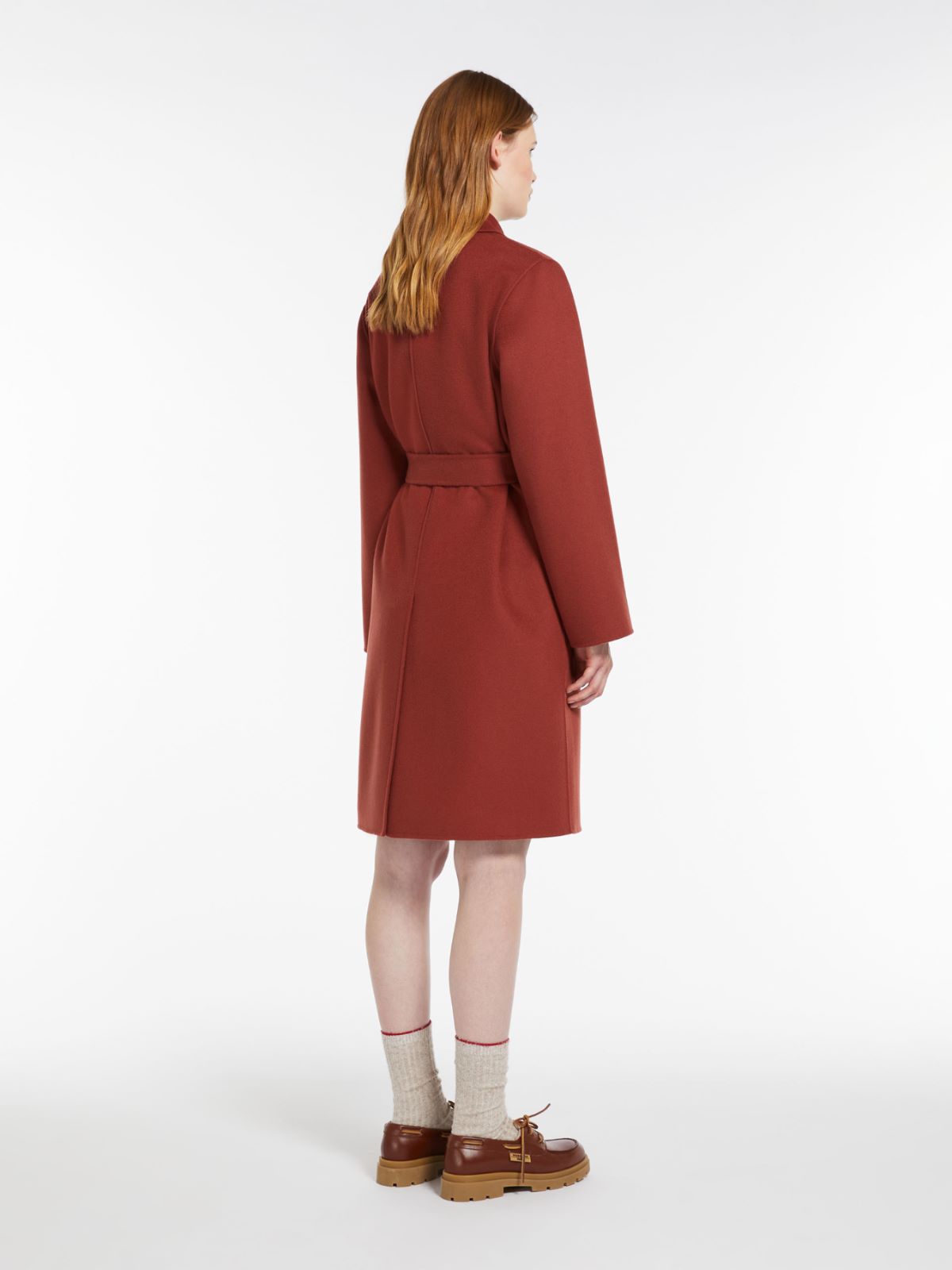 Cappotto doppiopetto in lana