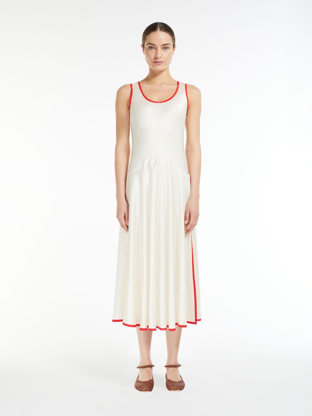 Abito lungo in enver satin