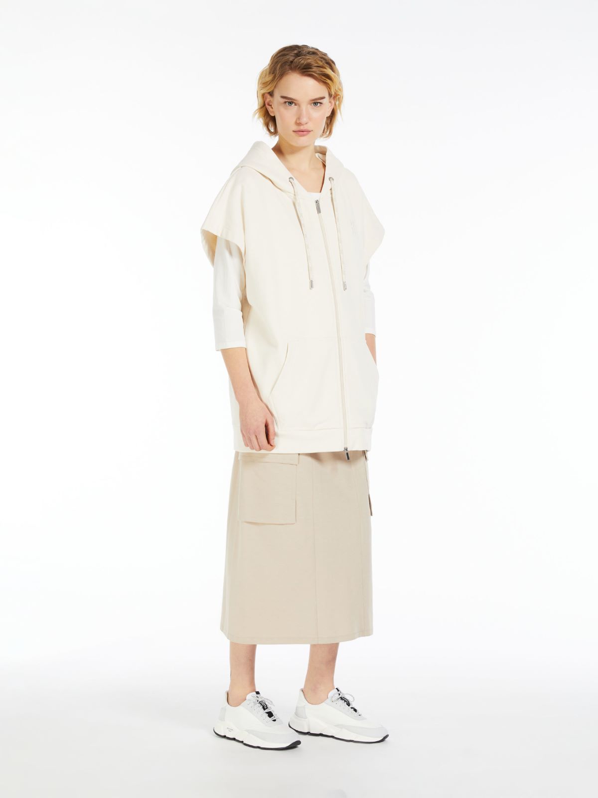 Felpa in cotone organico con cappuccio