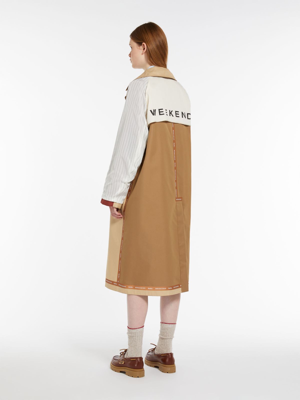 Trench reversibile in tessuto antigoccia