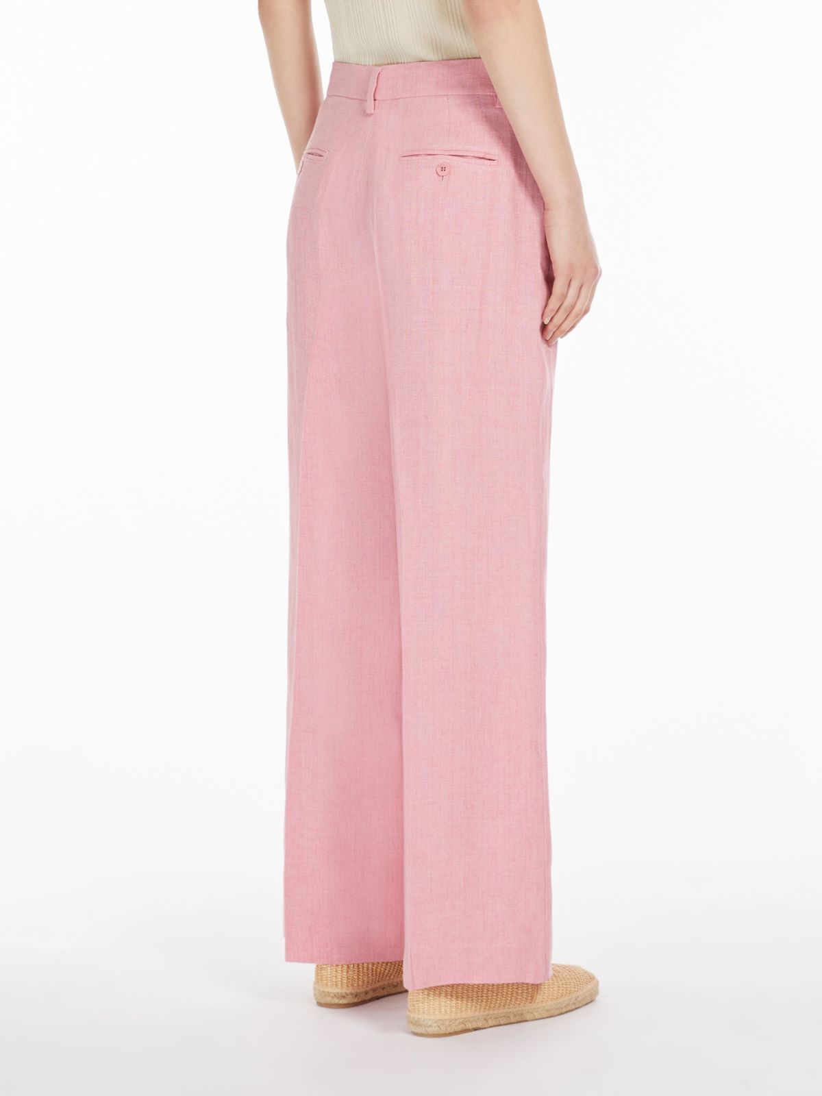 Pantalone ampio in lino lavato