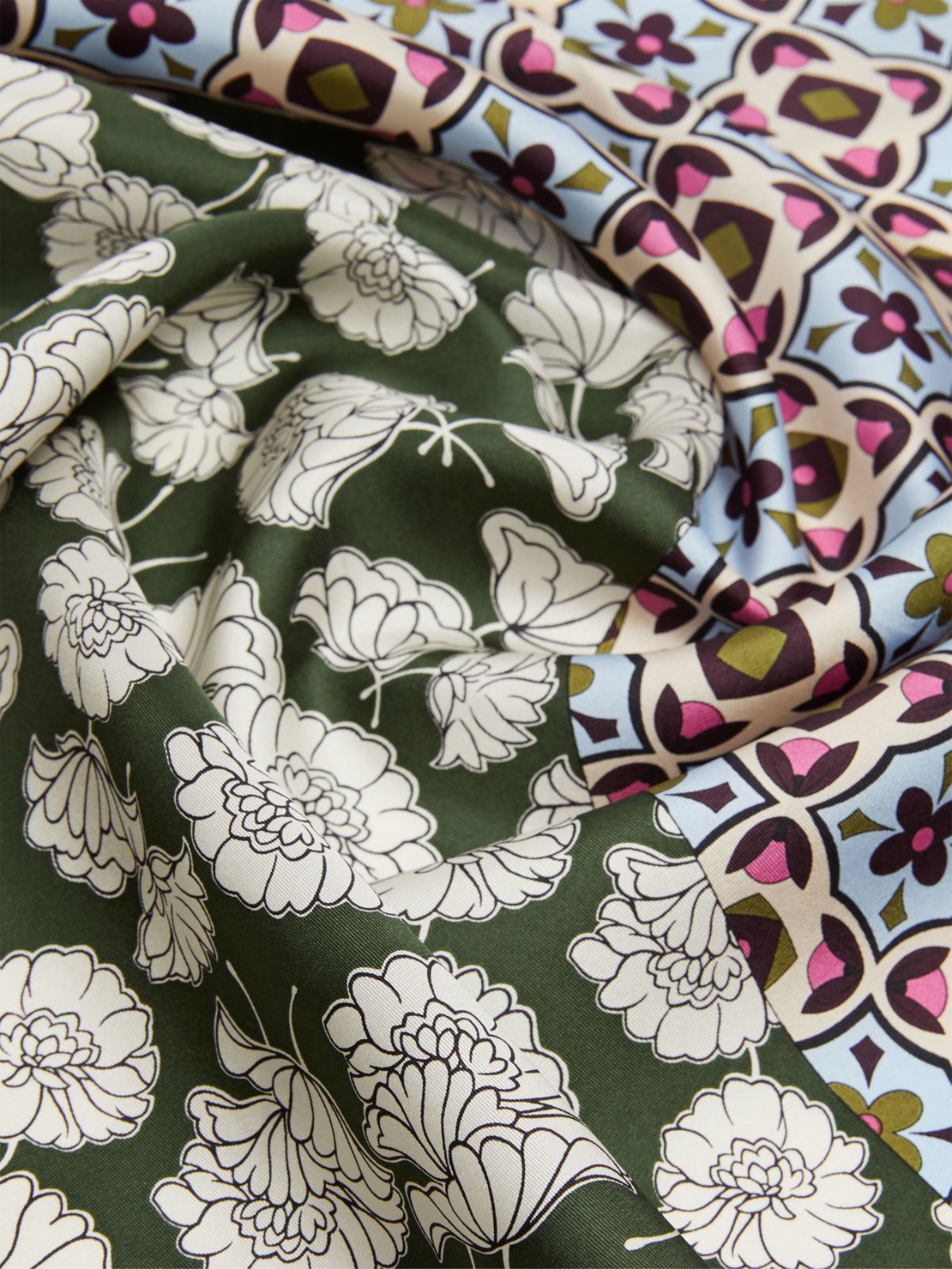 Foulard in twill di seta