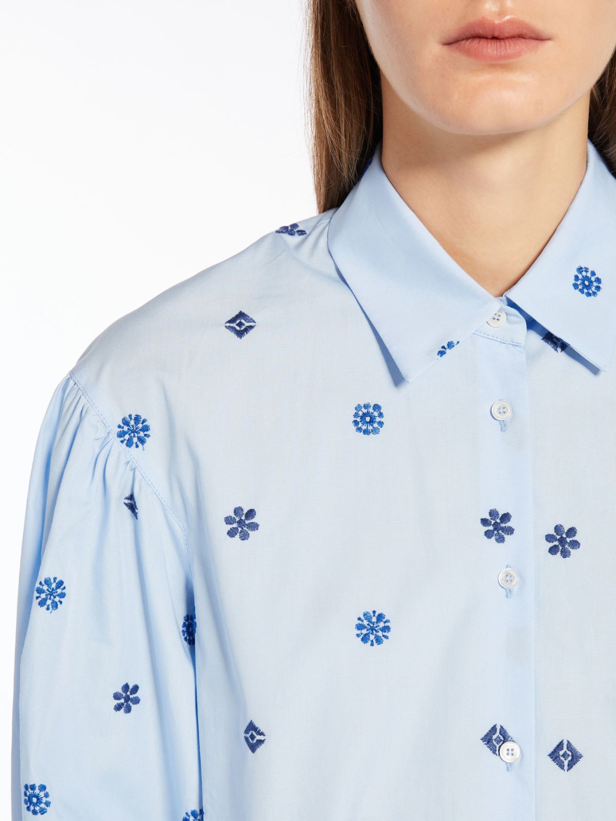 Camicia in cotone ricamato