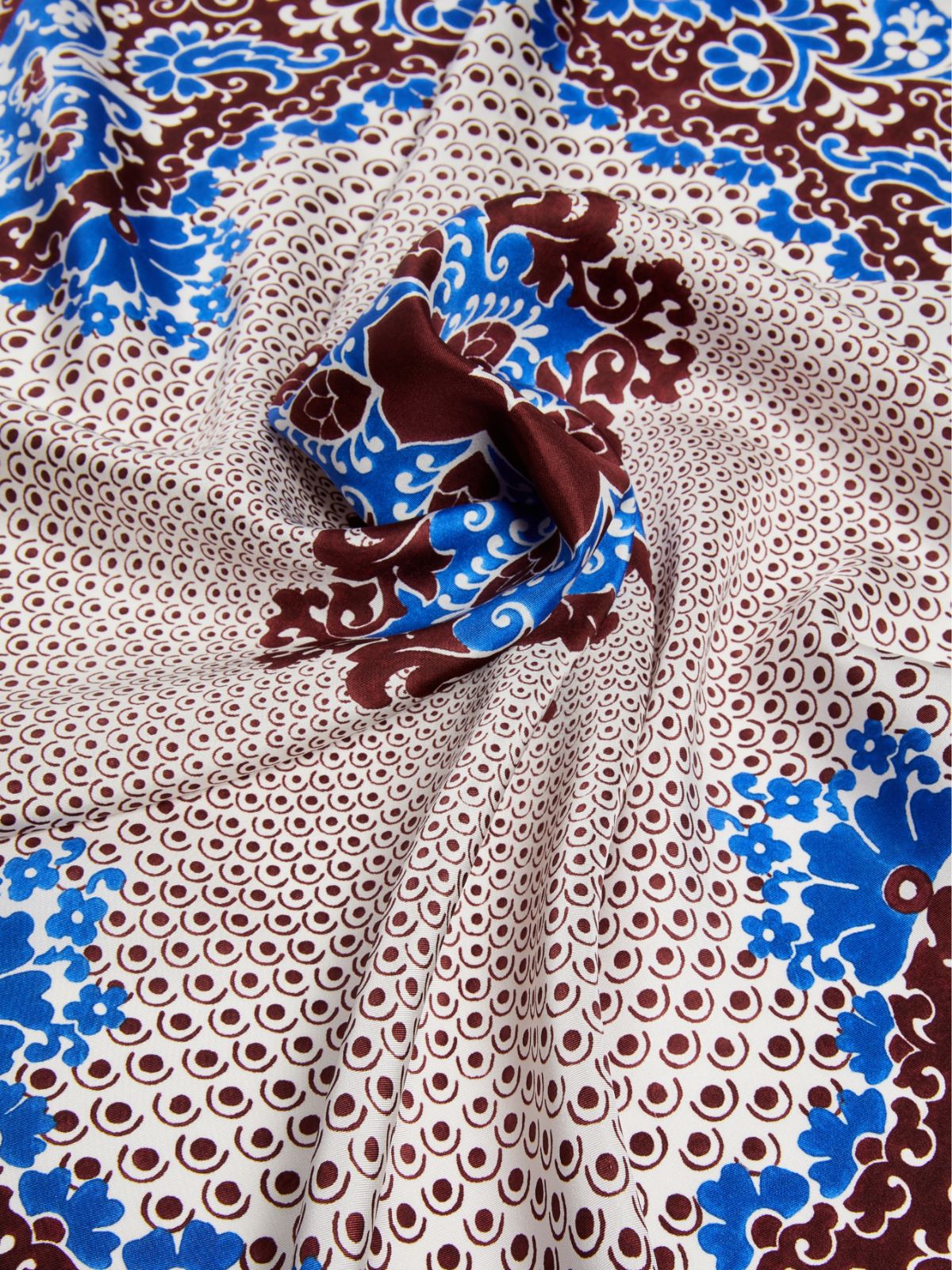 Foulard in twill di seta