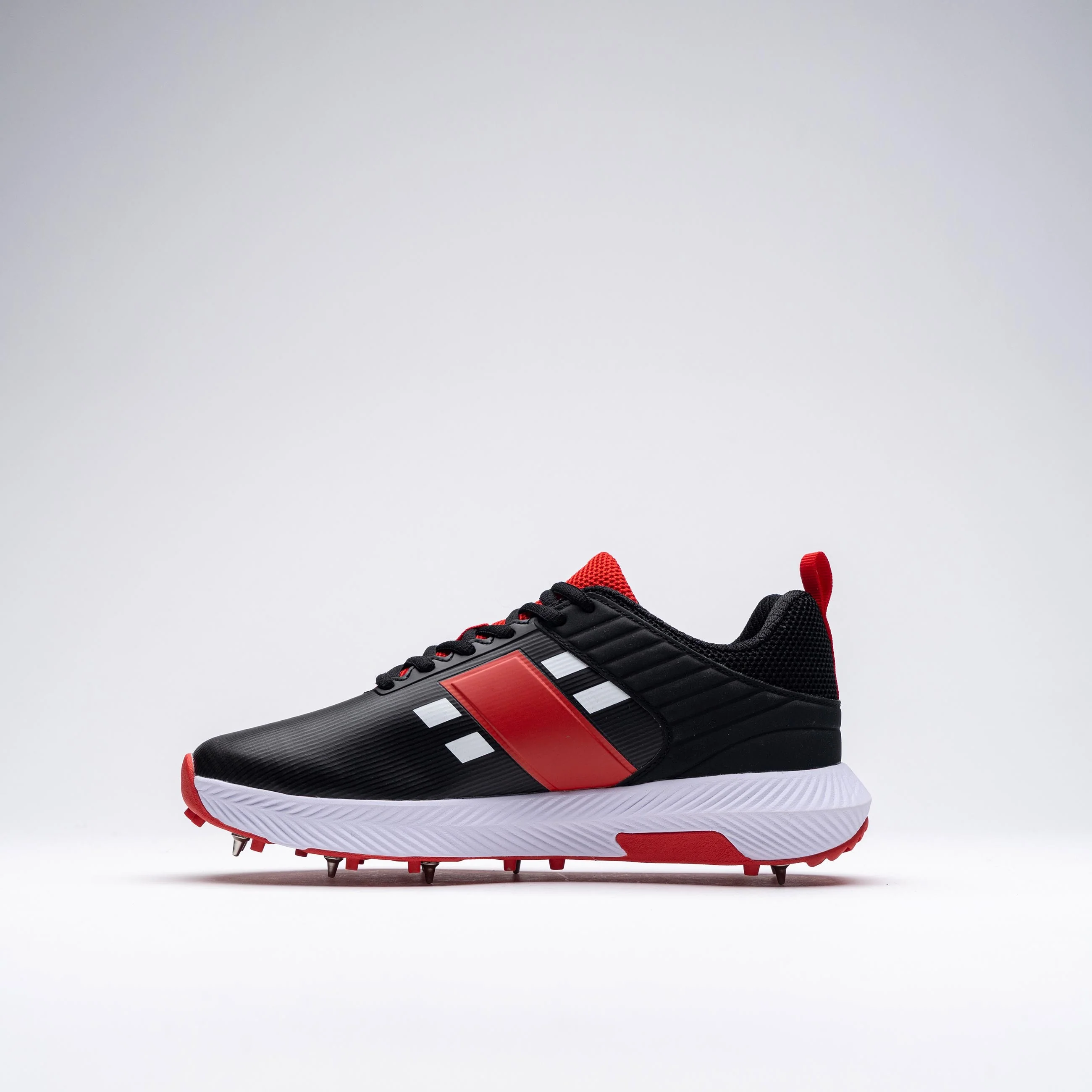 Players 3.0 Black Adult Spike Shoes