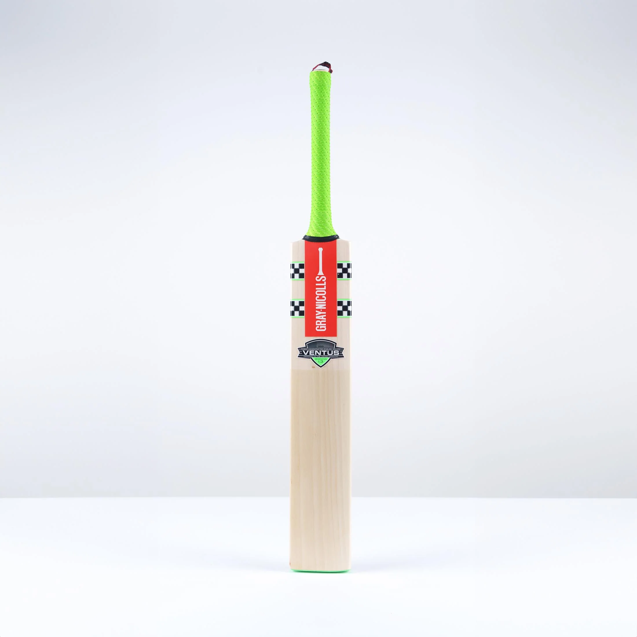 Ventus 1.3 300 Cricket Bat - Junior