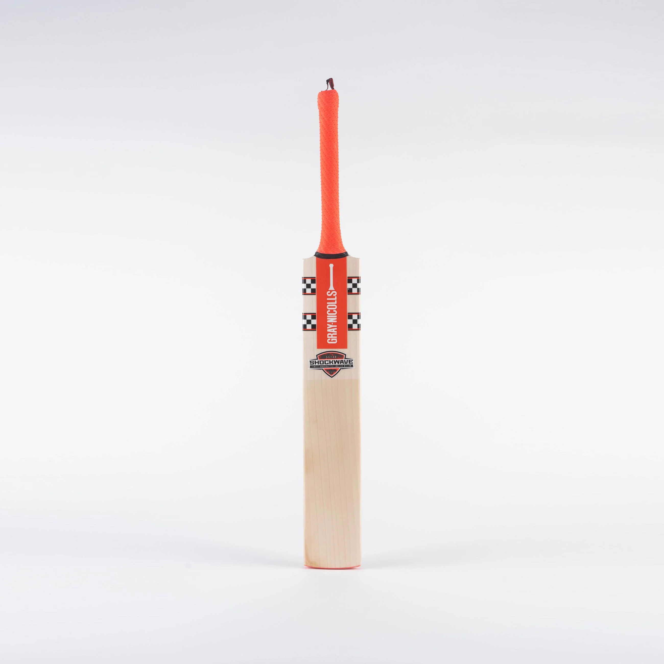 Shockwave 2.4 5 Star Junior Cricket Bat