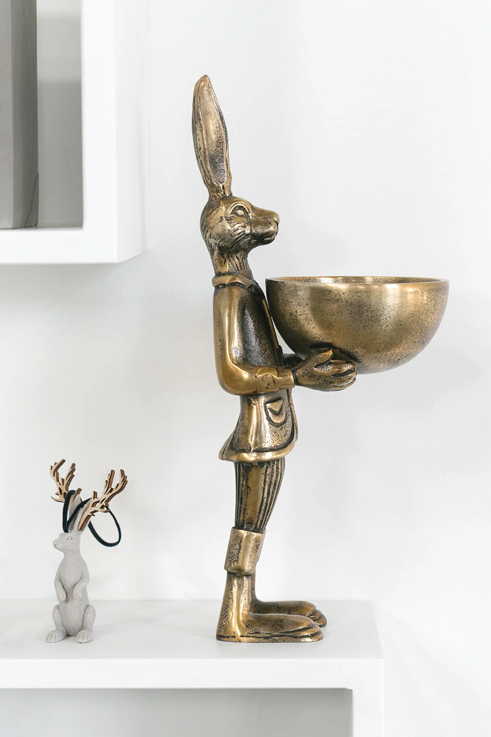 Harry The Hare Metal Dishstand
