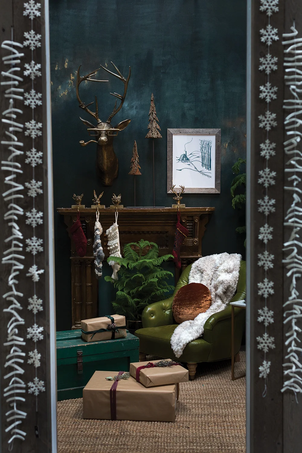 Frankie Metal Wall Mount