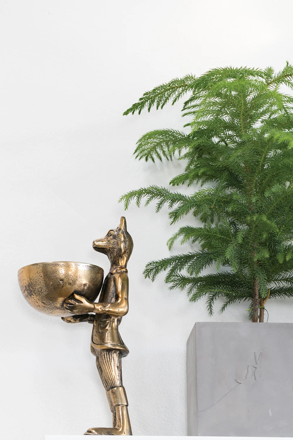 Eloise Brass Fox Dishstand