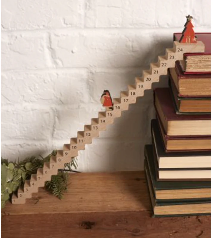 Traveling Santa Advent Calendar