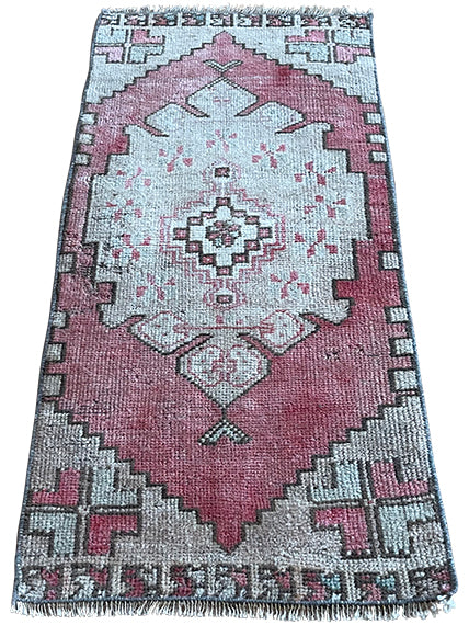 Alev Rug 1'5