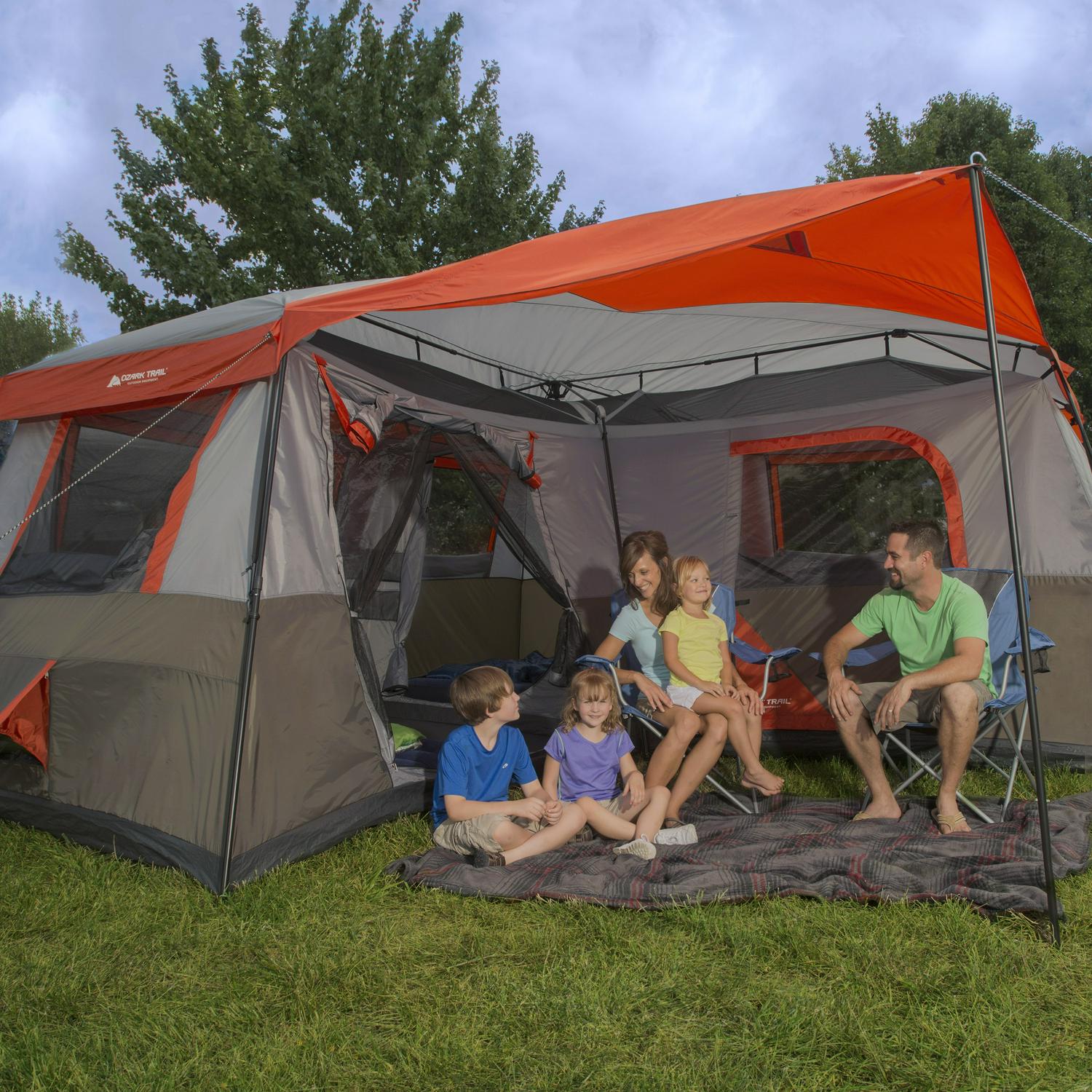 2025 Carpa Instantánea Ozark Trail 16′ x 16′, Duerme 12 Personas