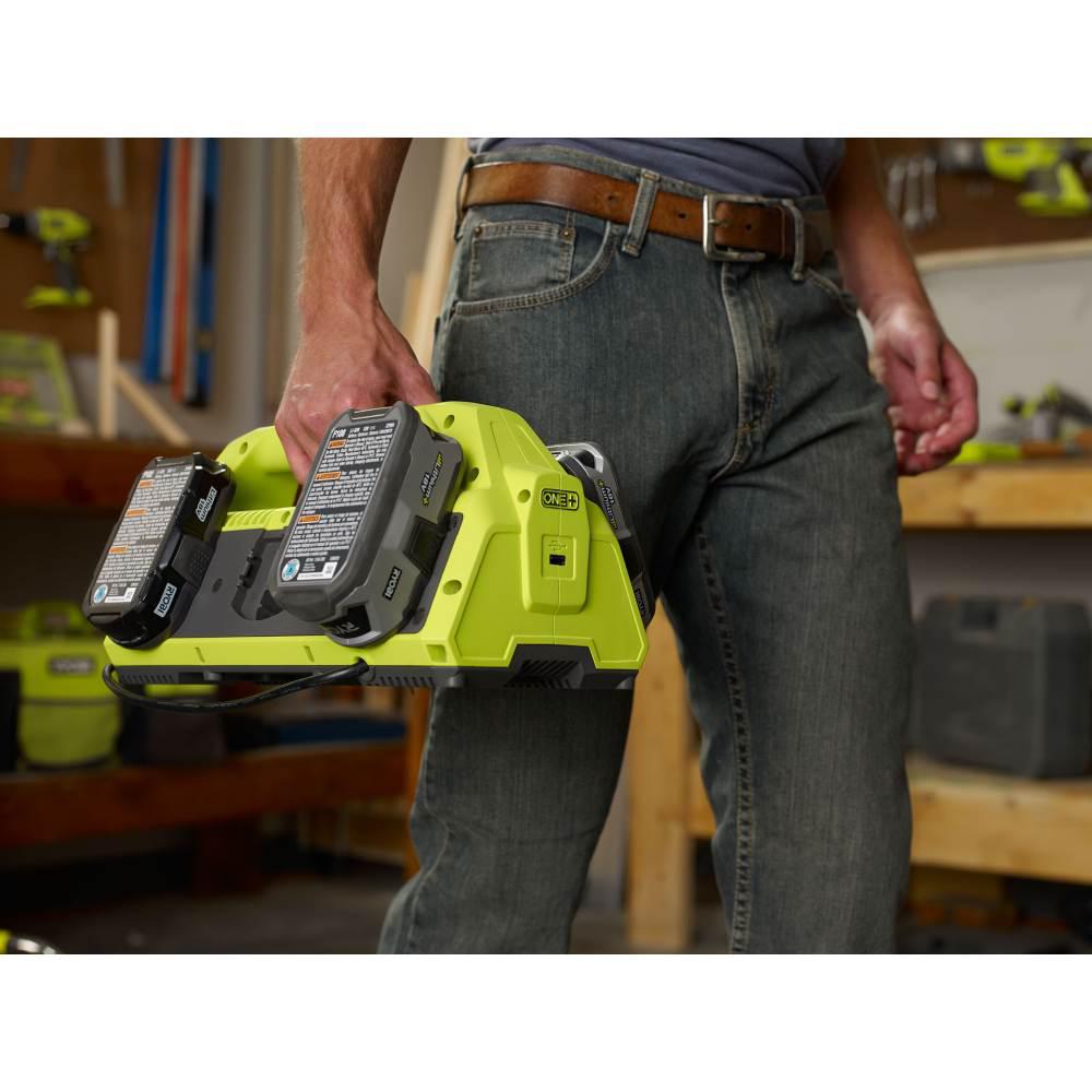 2025 RYOBI ONE+ Kit de Súper Cargador de 18V con (2) Baterías de 1.5 Ah y (2) Baterías de 4.0 Ah