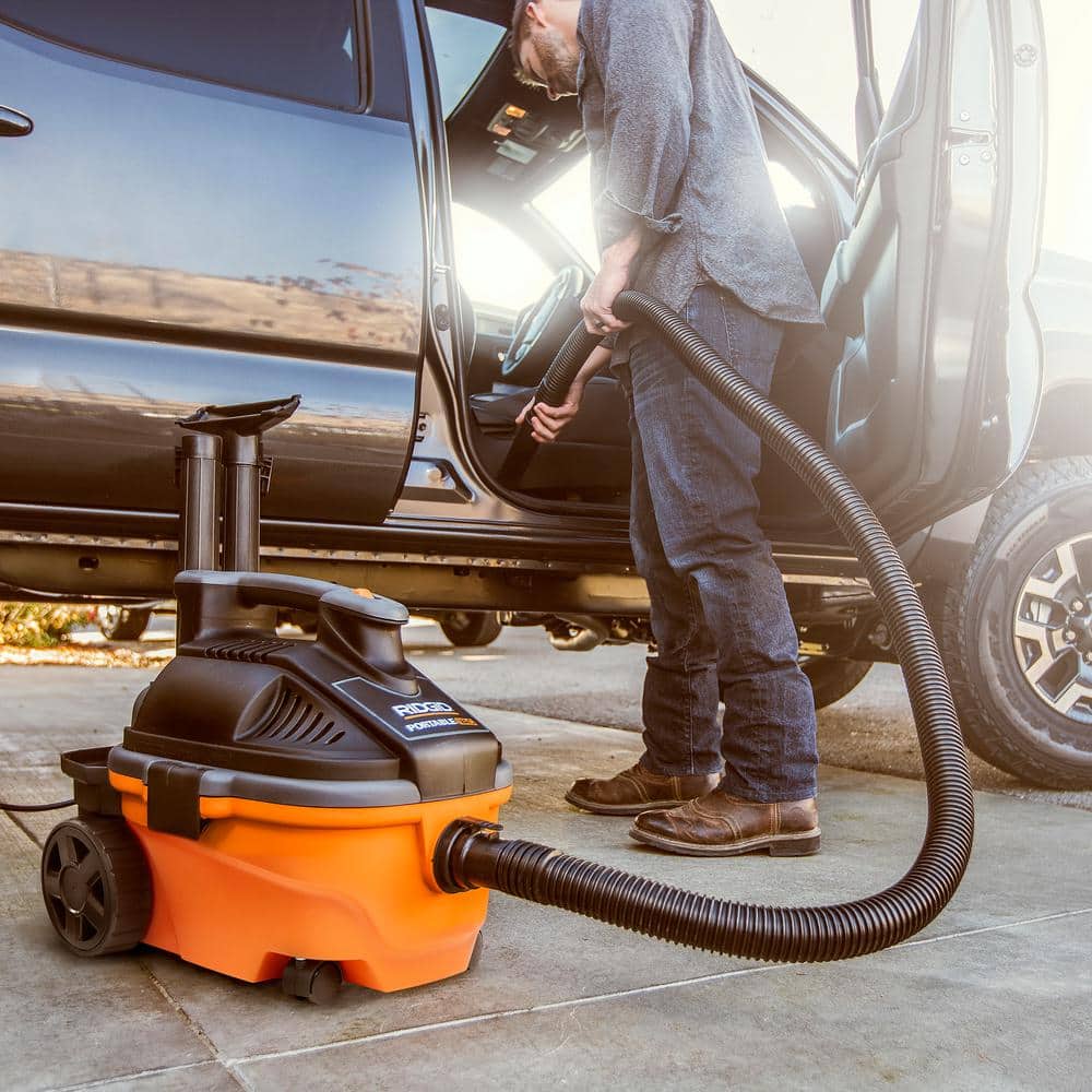 2025 Aspiradora Portátil Húmeda/Seca de 4 Galones 5.0 HP Pico con Filtro de Polvo Fino, Manguera, Accesorios y Kit Premium para Limpieza de Automóviles WD4070C