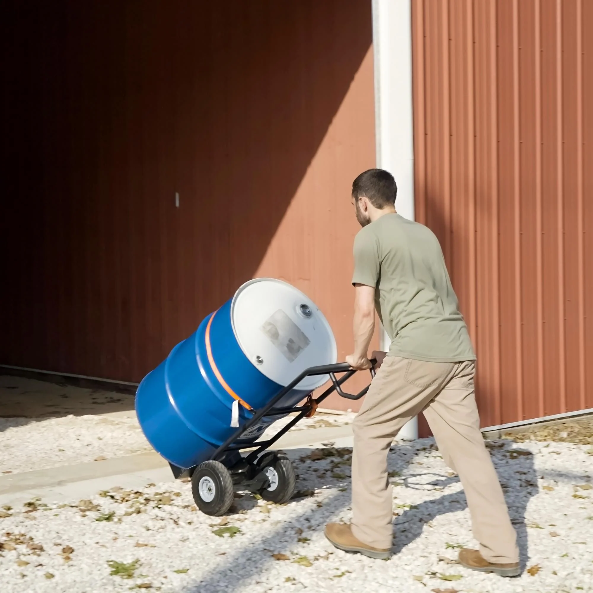 2025 Carretilla manual COSCO Load Assist con mango en P y ruedas antipinchazos, capacidad de carga 360 kg