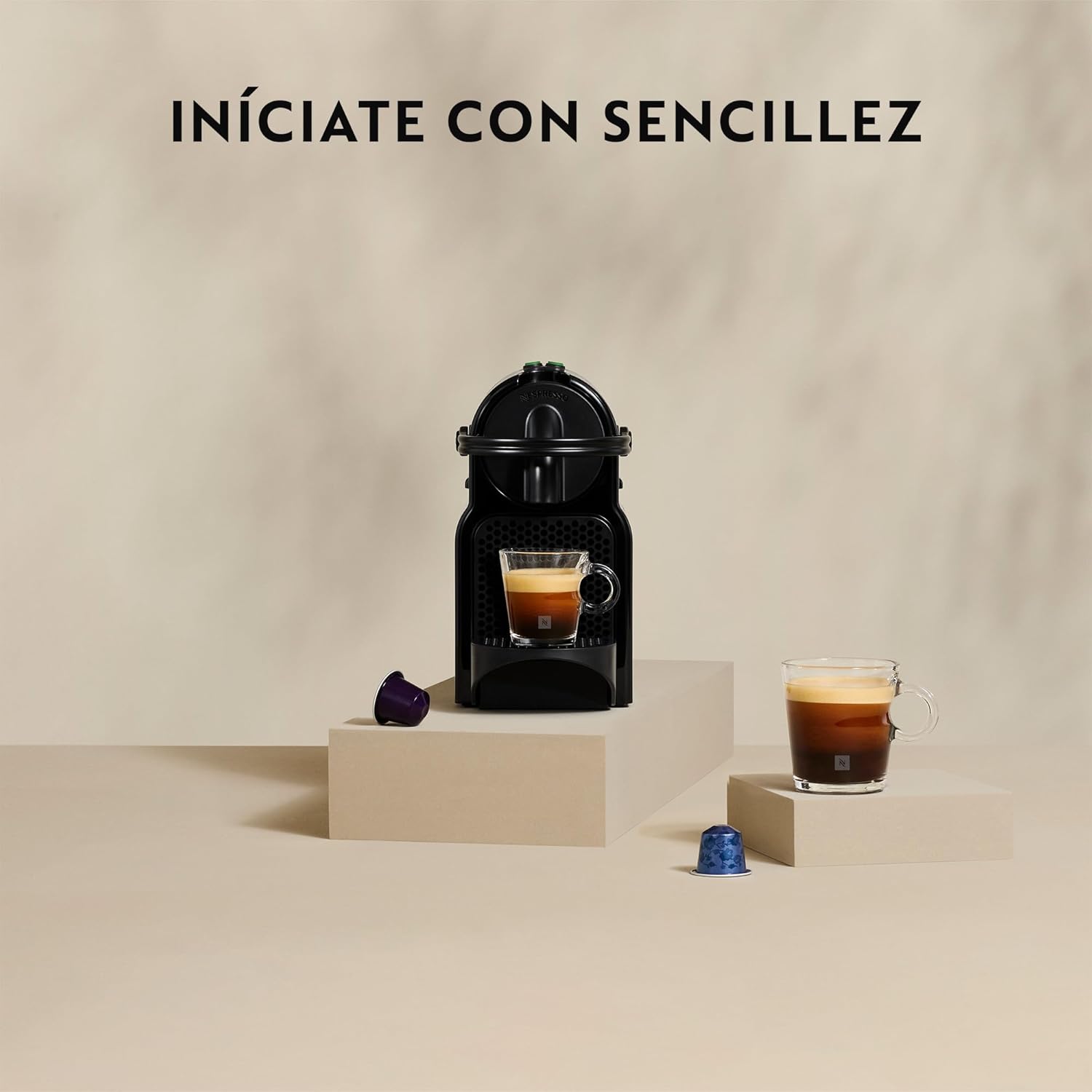 Cafetera Nespresso De'Longhi Inissia EN80.B para cápsulas Nespresso, 19 bar, apagado automático, color negro