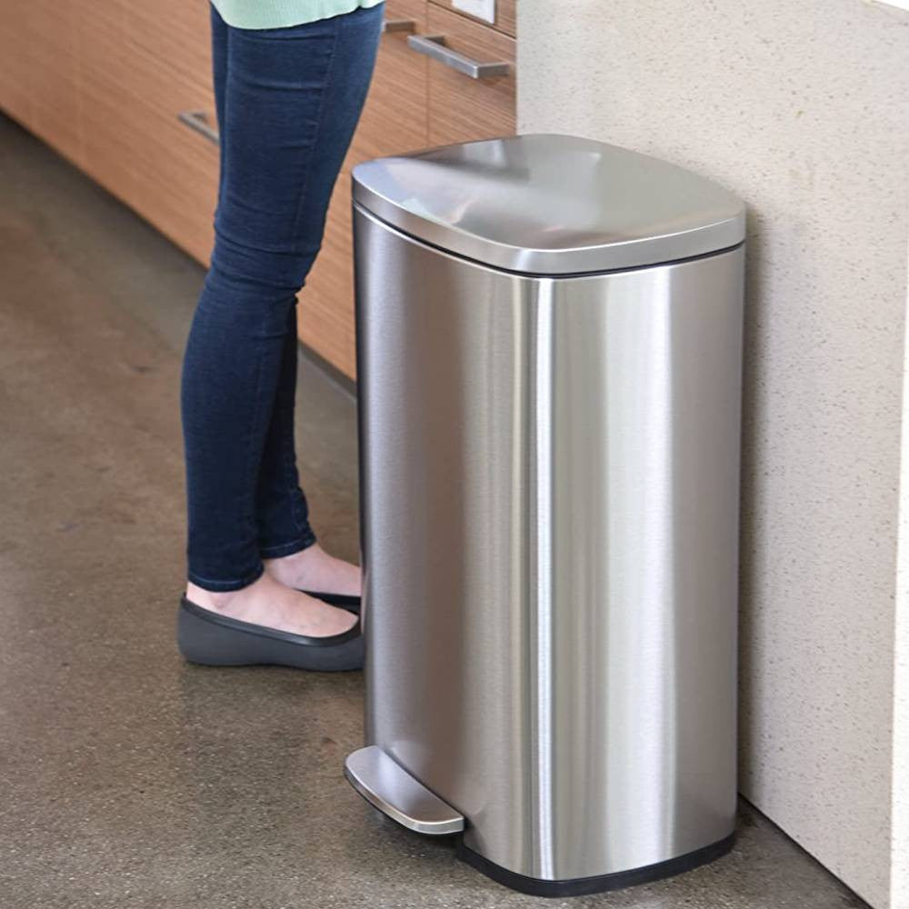 2025 Bote de Basura de Cocina iTouchless SoftStep de 13.2 galones con Pedal – Acero Inoxidable
