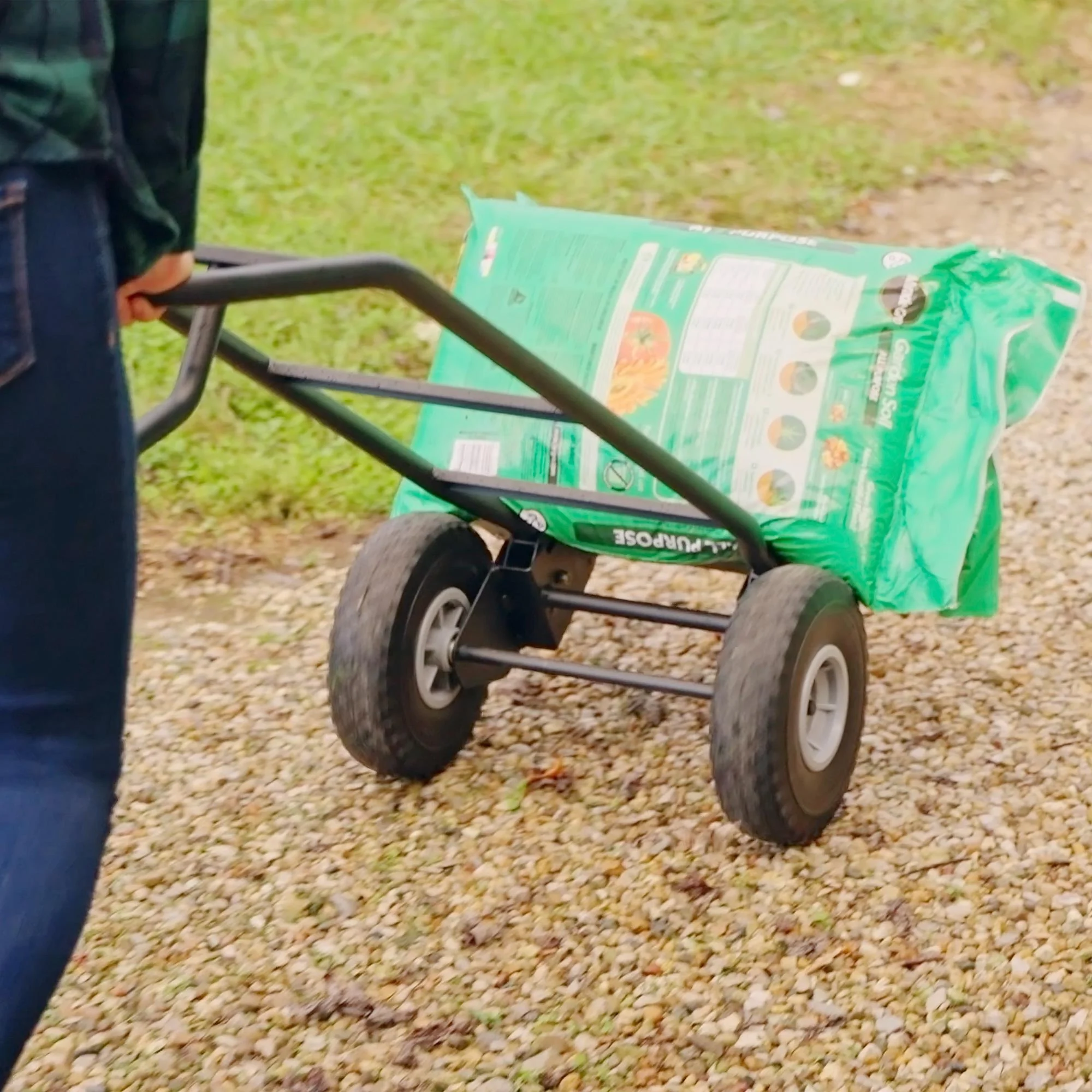 2025 Carretilla manual COSCO Load Assist con mango en P y ruedas antipinchazos, capacidad de carga 360 kg
