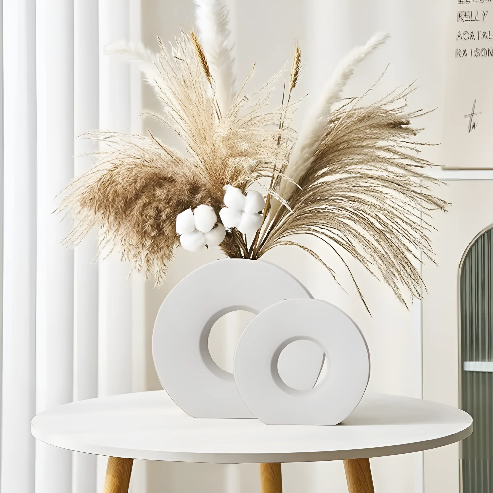 Minimalistische Bodenvase aus Keramik im Nordischen Stil für Elegante Wohnraumgestaltung