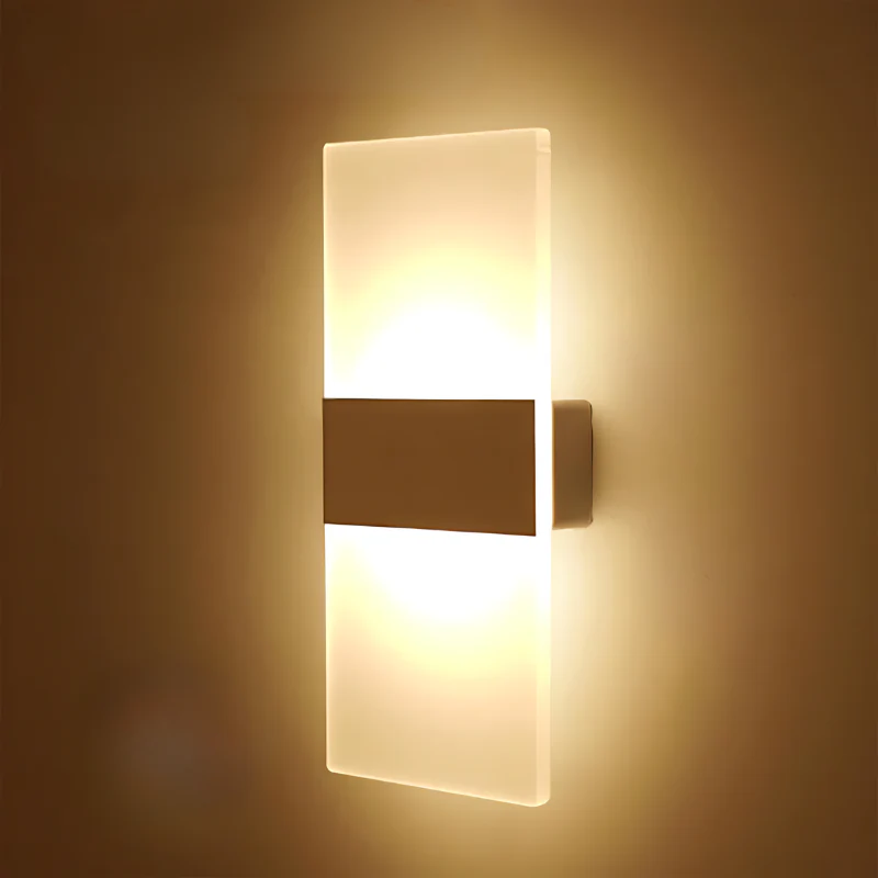 Moderne LED-Wandleuchte mit Touch-Sensor und USB-Ladefunktion für stilvolle Innenräume