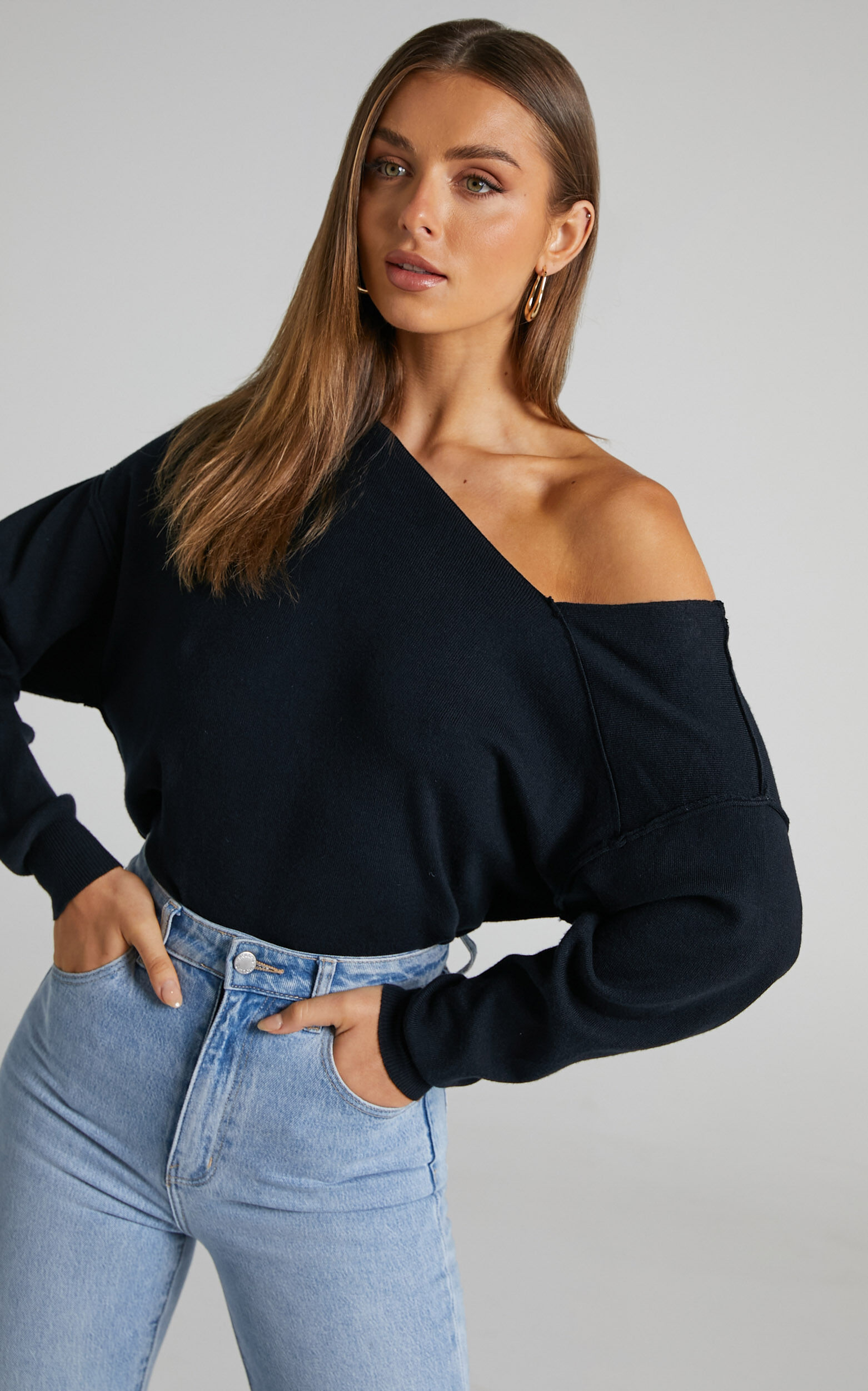 Kamille Top - Asymmetric Side Shoulder Knit Top in Black