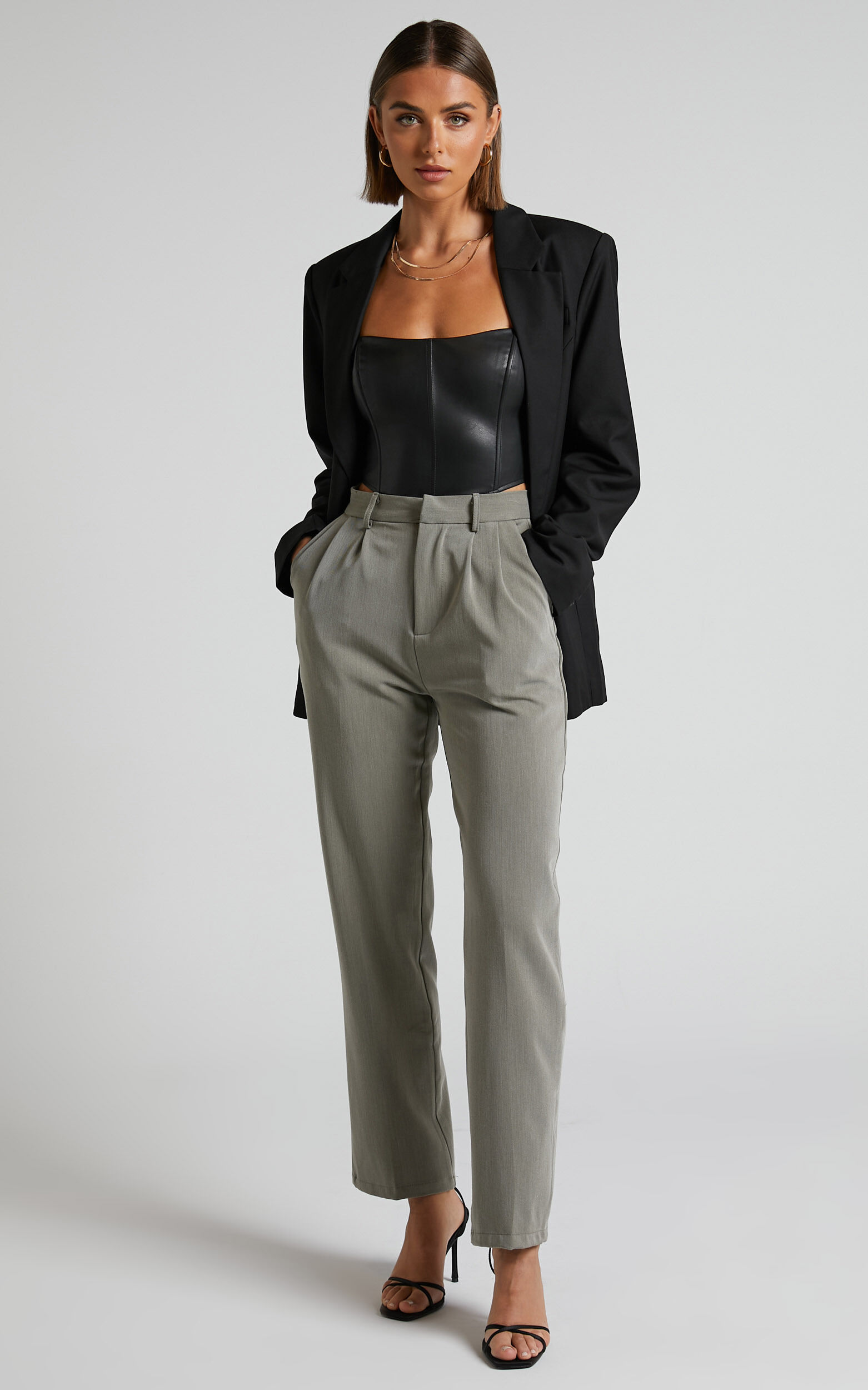 Izara Blazer - Oversized Boyfriend Fit Blazer in Black